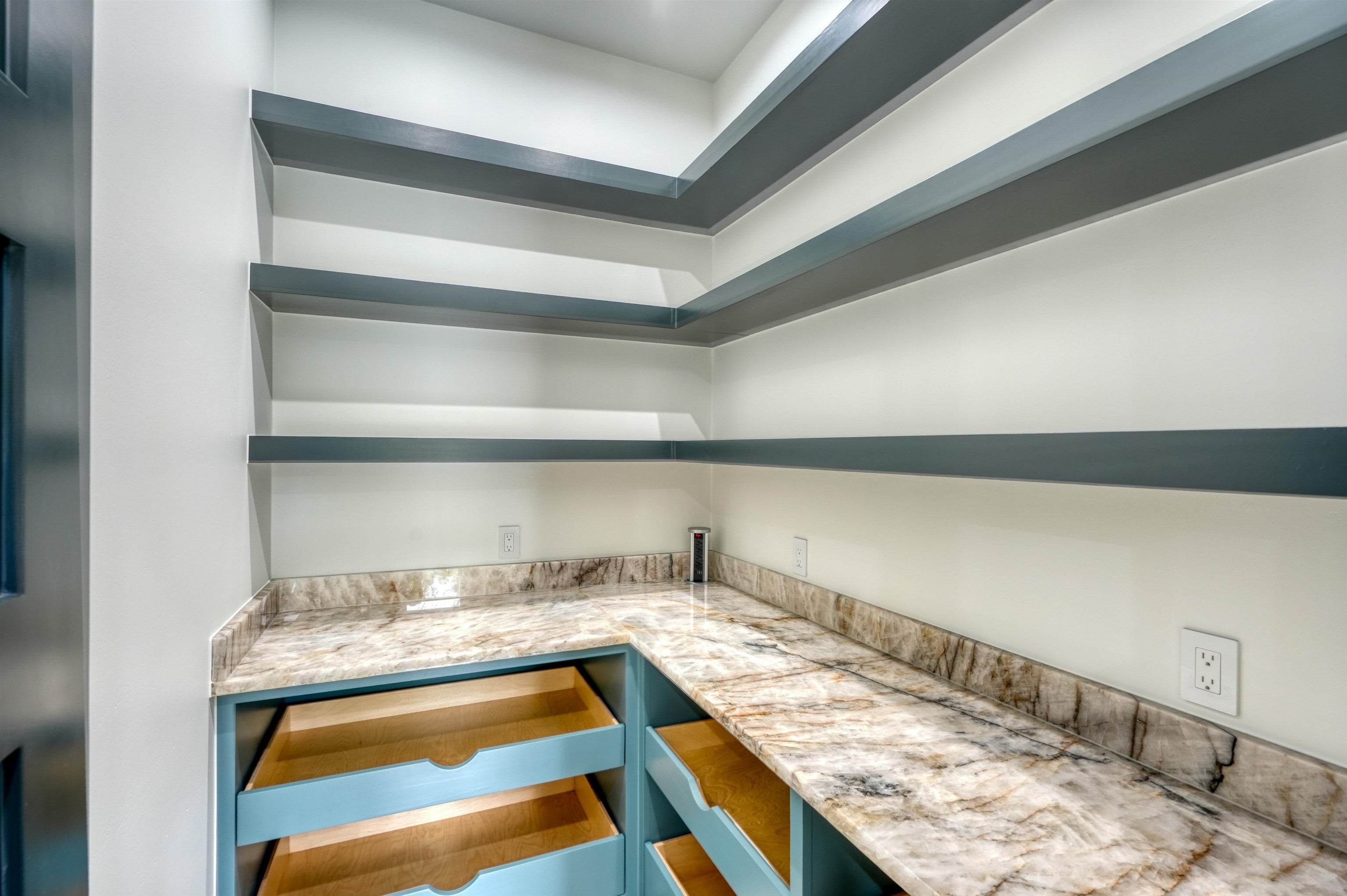 Horseshoe Bay, Texas, 78657, United States, 5 Bedrooms Bedrooms, ,6 BathroomsBathrooms,Residential,Active,1888975