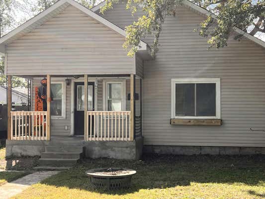 132 W BURNETT ST, CENTRALIA, MO 65240 - Image 1