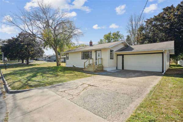 105 N 9TH AVE, VINTON, IA 52349 - Image 1