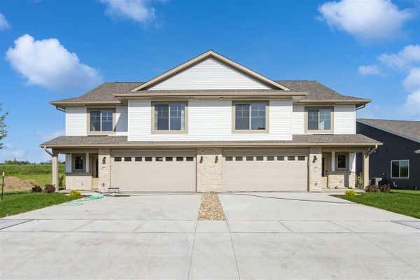 809 HIGH RIDGE TRL, SOLON, IA 52333, photo 4 of 37