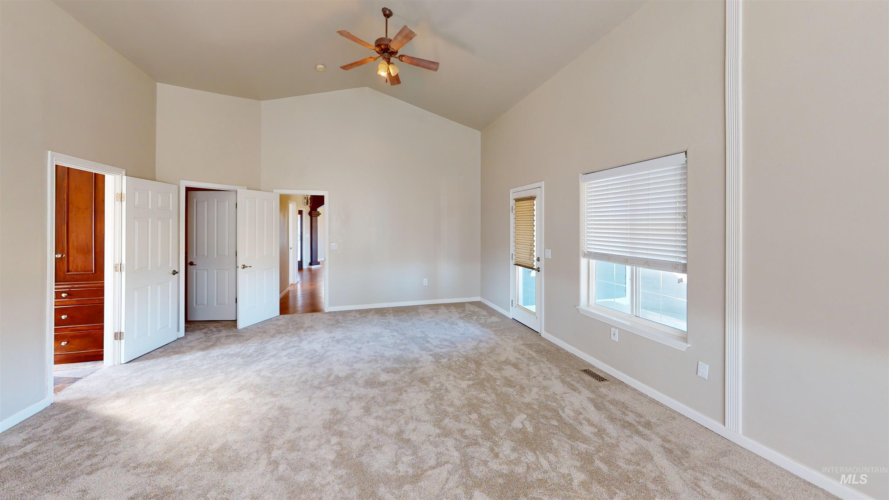 Moscow, Idaho, 83843, United States, 7 Bedrooms Bedrooms, ,3 BathroomsBathrooms,Residential,Active,1963394