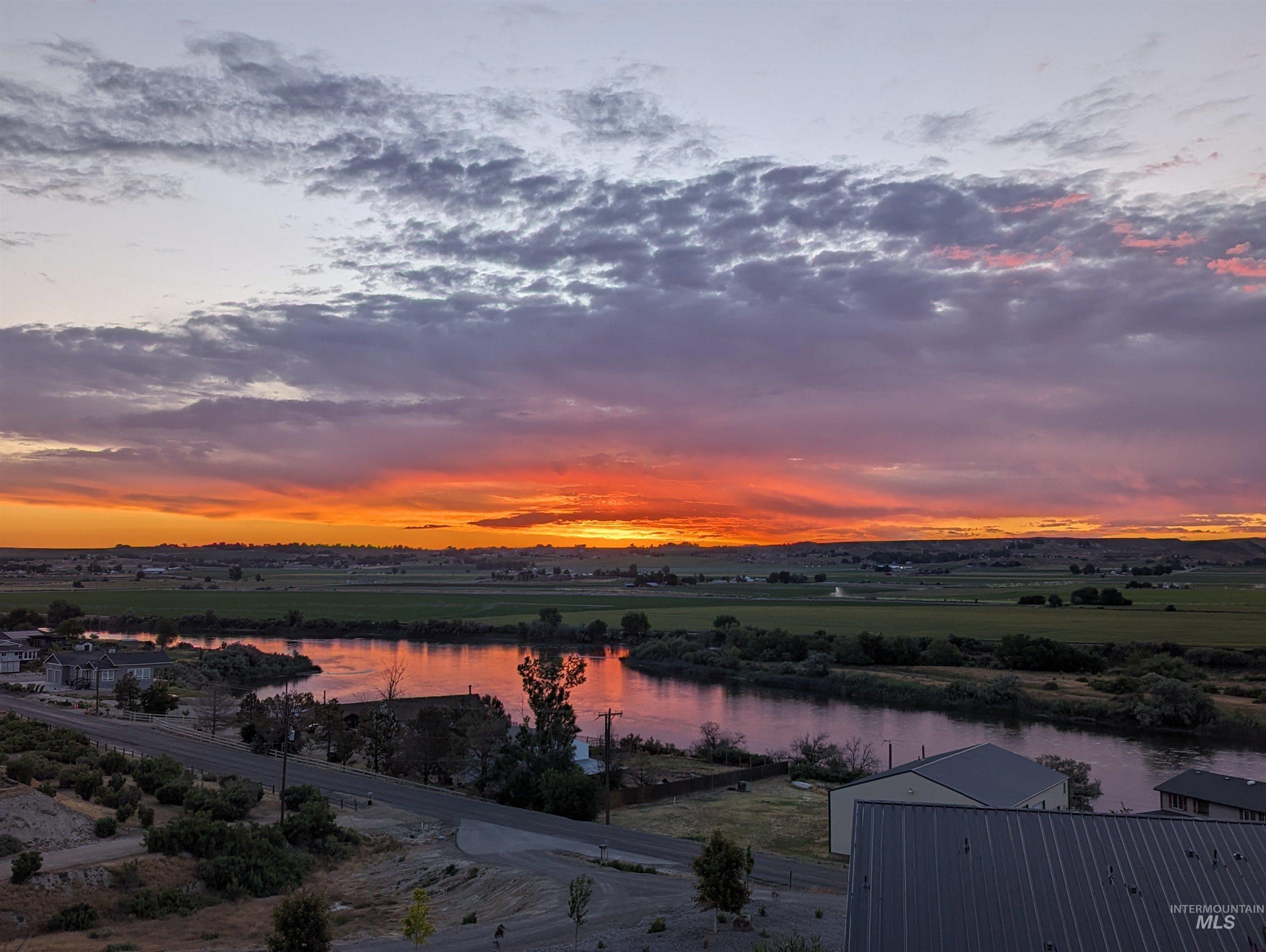 Marsing, Idaho, 83639, United States, 4 Bedrooms Bedrooms, ,2 BathroomsBathrooms,Residential,Active,2008913