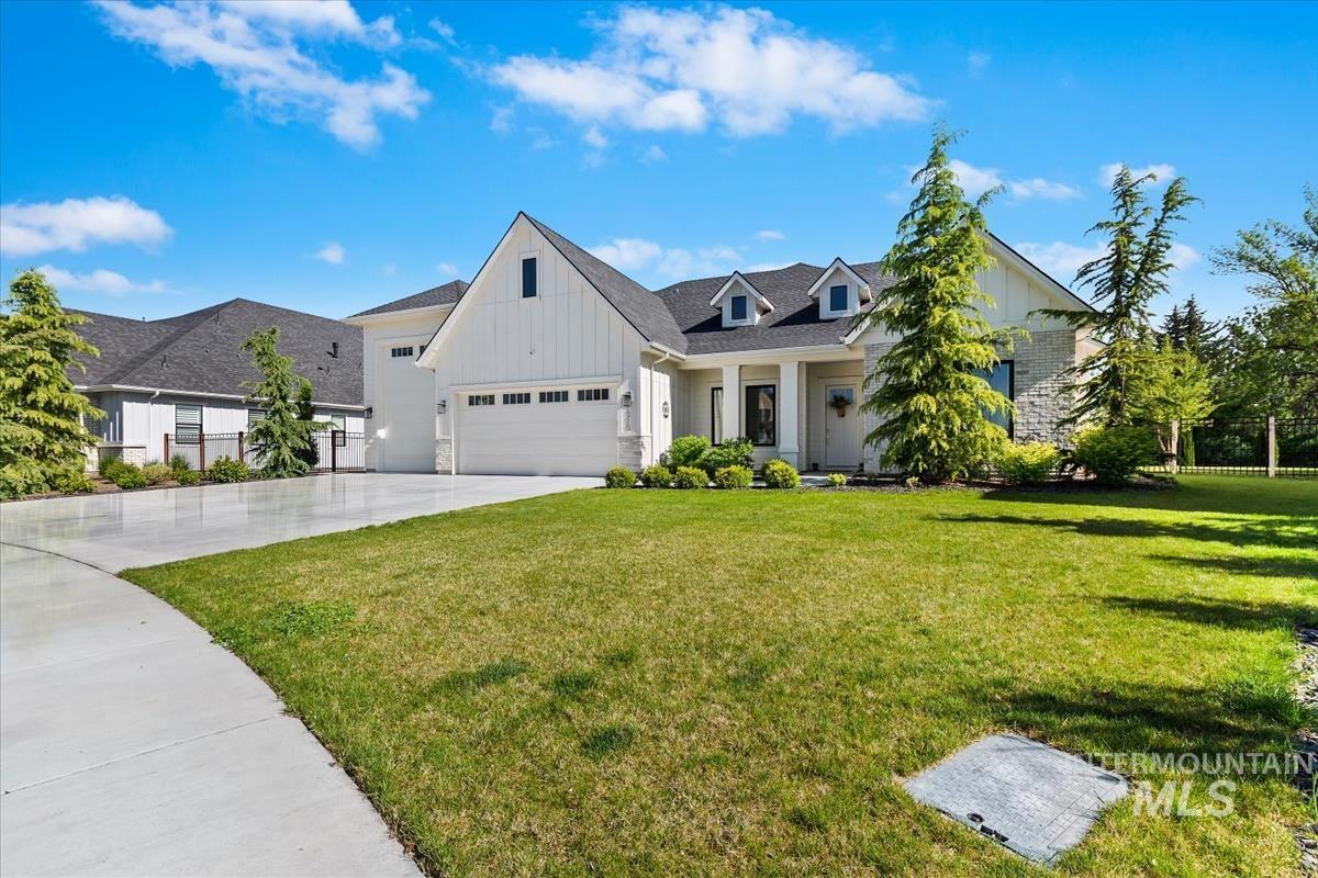 Eagle, Idaho, 83616, United States, 5 Bedrooms Bedrooms, ,4 BathroomsBathrooms,Residential,Active,2045031