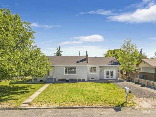 832 12TH AVE N, BUHL, ID 83316 - Image 1