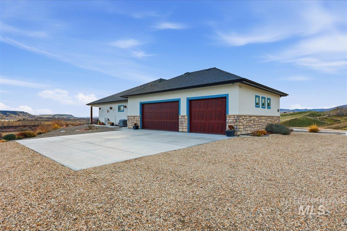 Marsing, Idaho, 83639, United States, 4 Bedrooms Bedrooms, ,2 BathroomsBathrooms,Residential,Active,2043422
