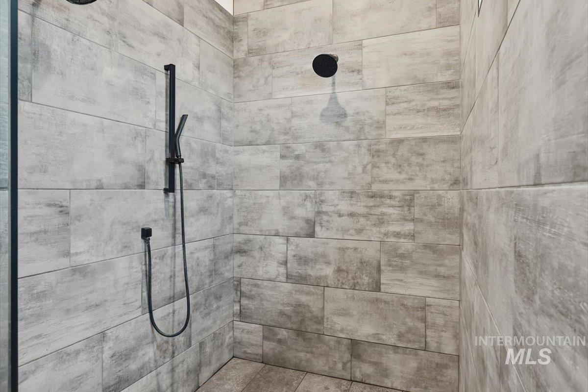 Marsing, Idaho, 83639, United States, 4 Bedrooms Bedrooms, ,2 BathroomsBathrooms,Residential,Active,2008913