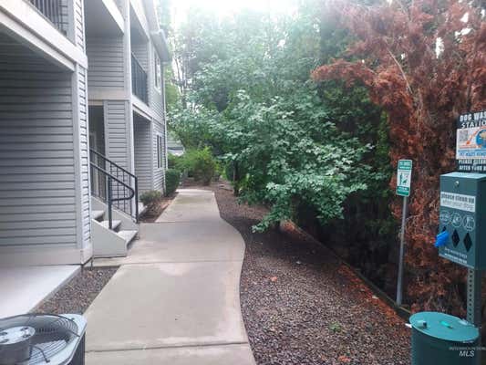 3323 N LAKEHARBOR LN APT 107, BOISE, ID 83703, photo 3 of 13