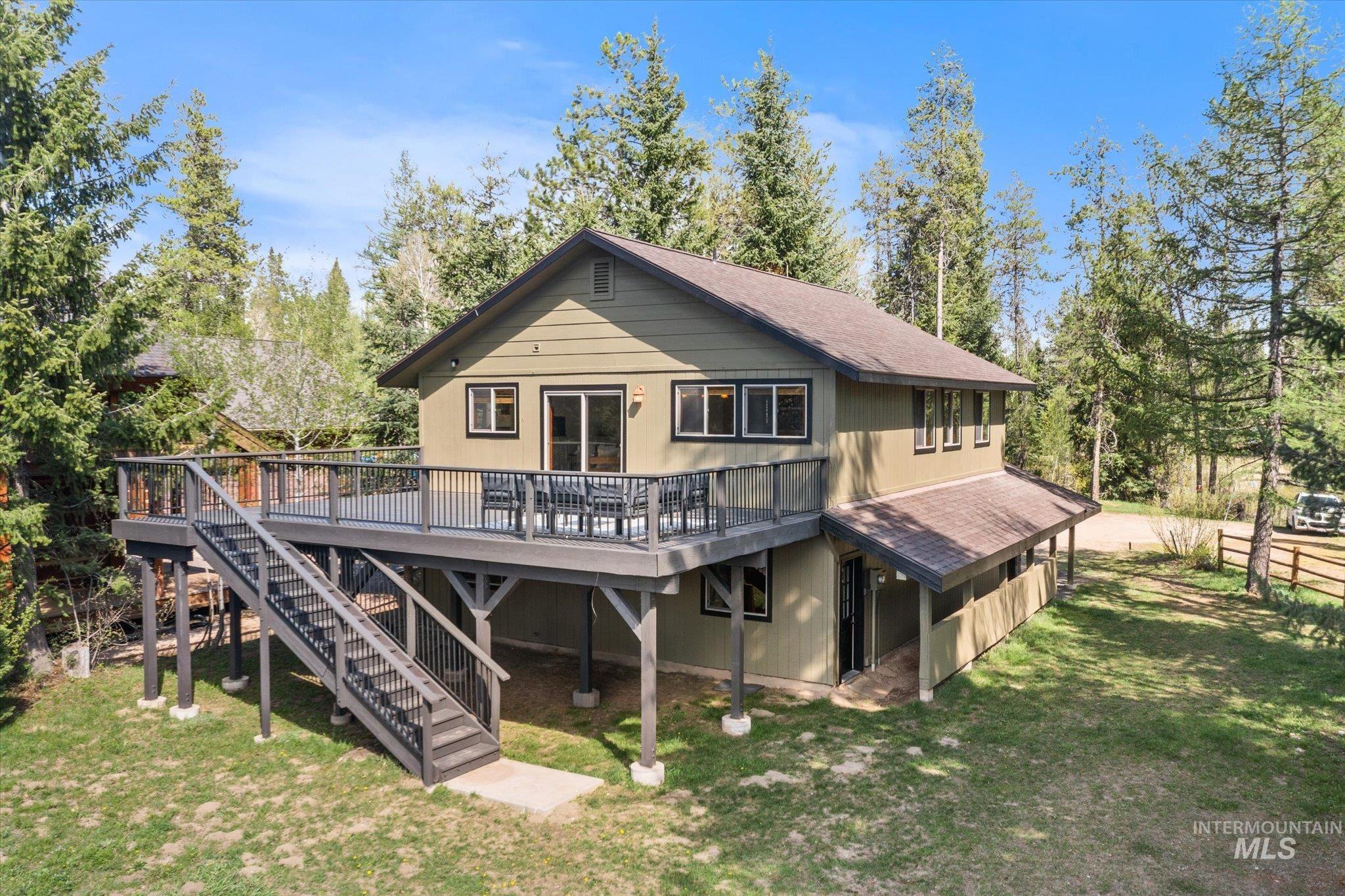 Donnelly, Idaho, 83615, United States, 4 Bedrooms Bedrooms, ,2 BathroomsBathrooms,Residential,Active,2044988