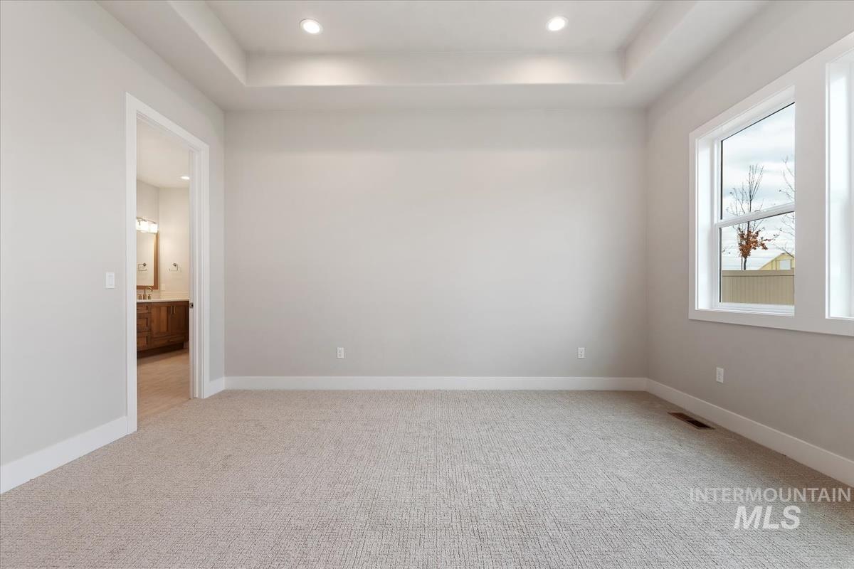 Meridian, Idaho, 83646, United States, 3 Bedrooms Bedrooms, ,3 BathroomsBathrooms,Residential,Pending,1945217