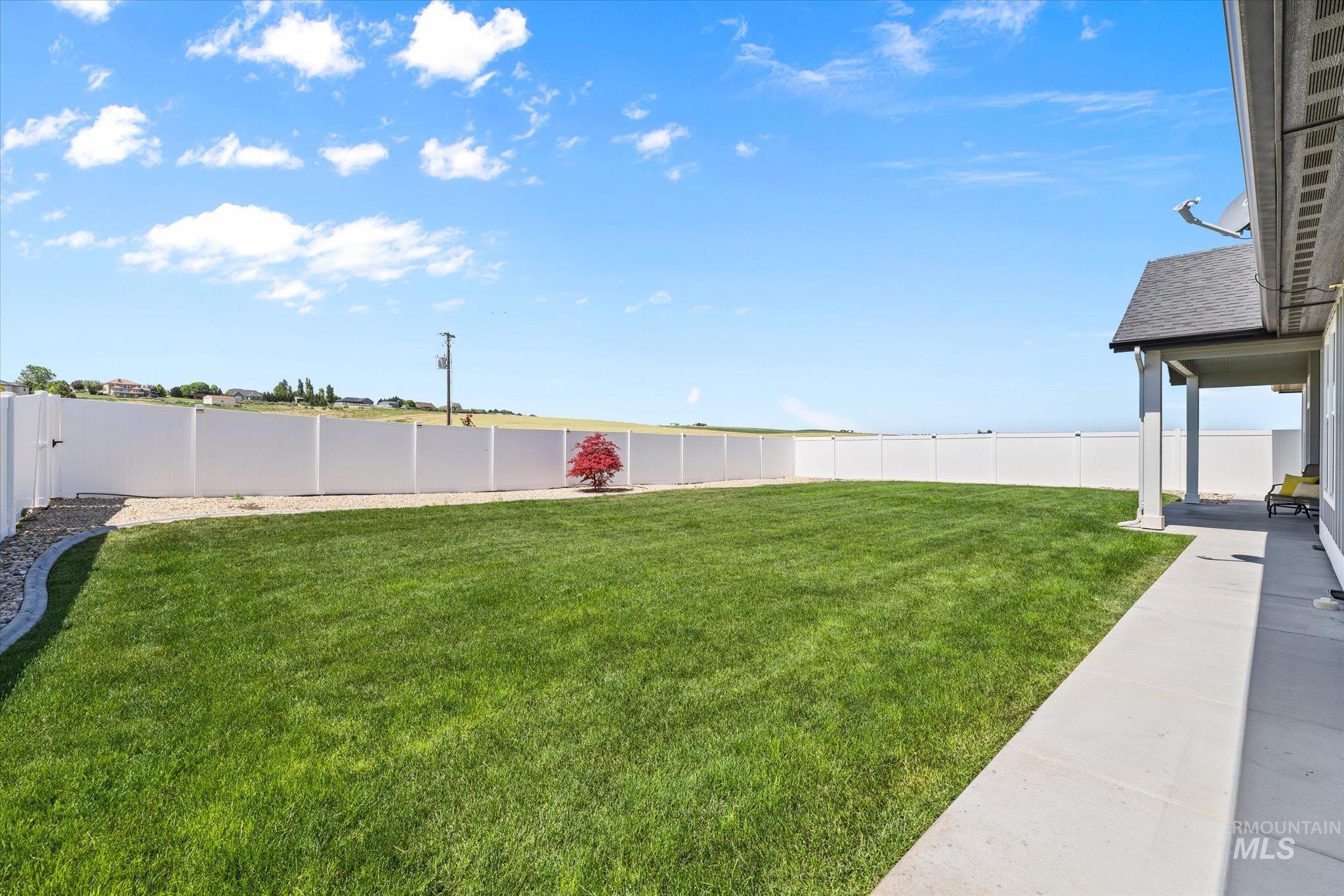 Nampa, Idaho, 83686, United States, 4 Bedrooms Bedrooms, ,4 BathroomsBathrooms,Residential,Active,1863260