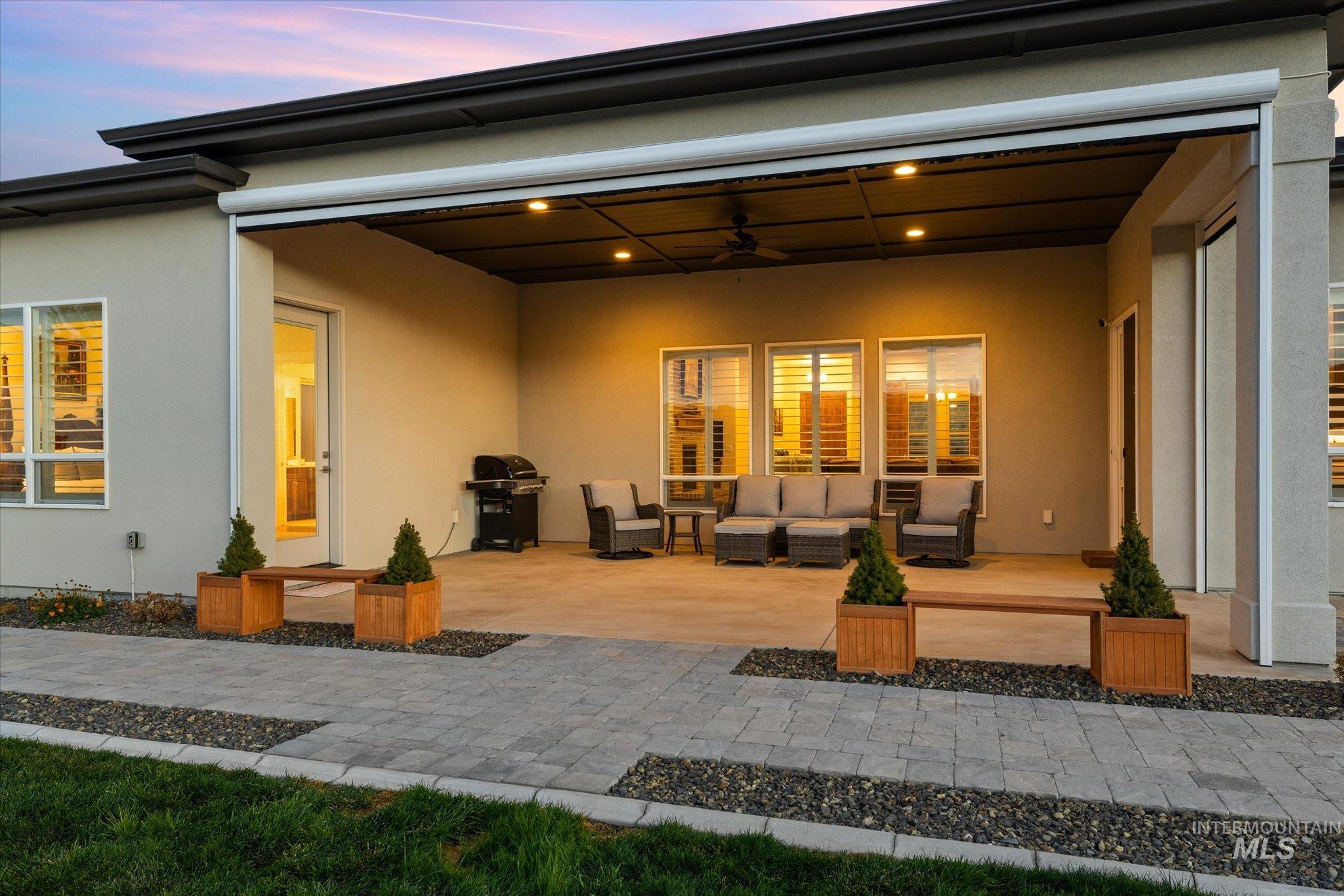 Boise, Idaho, 83714, United States, 4 Bedrooms Bedrooms, ,3 BathroomsBathrooms,Residential,Active,2002361