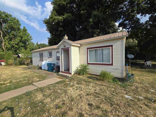 300 W BLEEKER AVE, COUNCIL, ID 83612 - Image 1