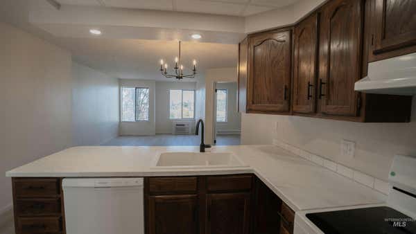 122 N WASHINGTON ST APT 2C, MOSCOW, ID 83843 - Image 1