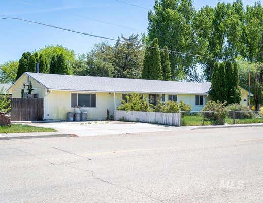 435 N HASKETT ST, MOUNTAIN HOME, ID 83647 - Image 1