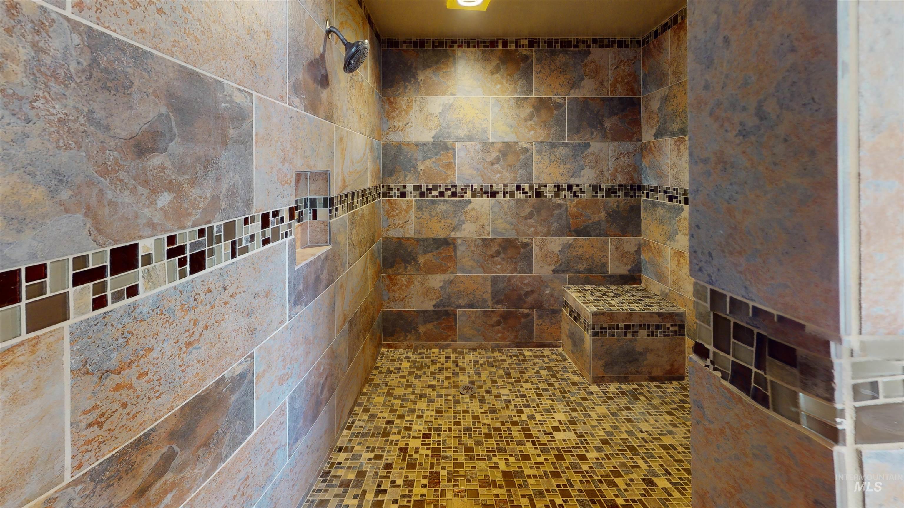 Moscow, Idaho, 83843, United States, 7 Bedrooms Bedrooms, ,3 BathroomsBathrooms,Residential,Active,1963394