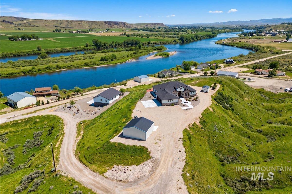 Marsing, Idaho, 83639, United States, 4 Bedrooms Bedrooms, ,2 BathroomsBathrooms,Residential,Active,2043422