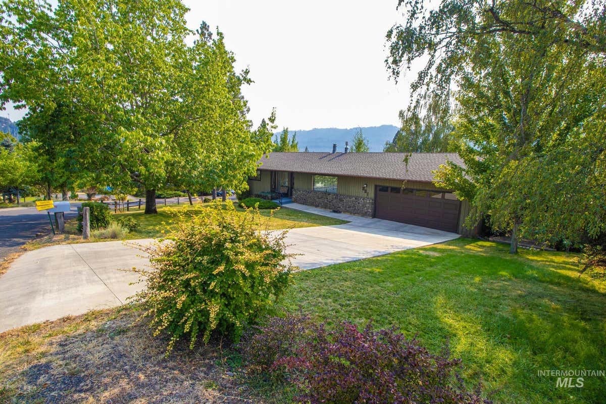 231 SHASTA CIR, OROFINO, ID 83544, photo 1 of 50