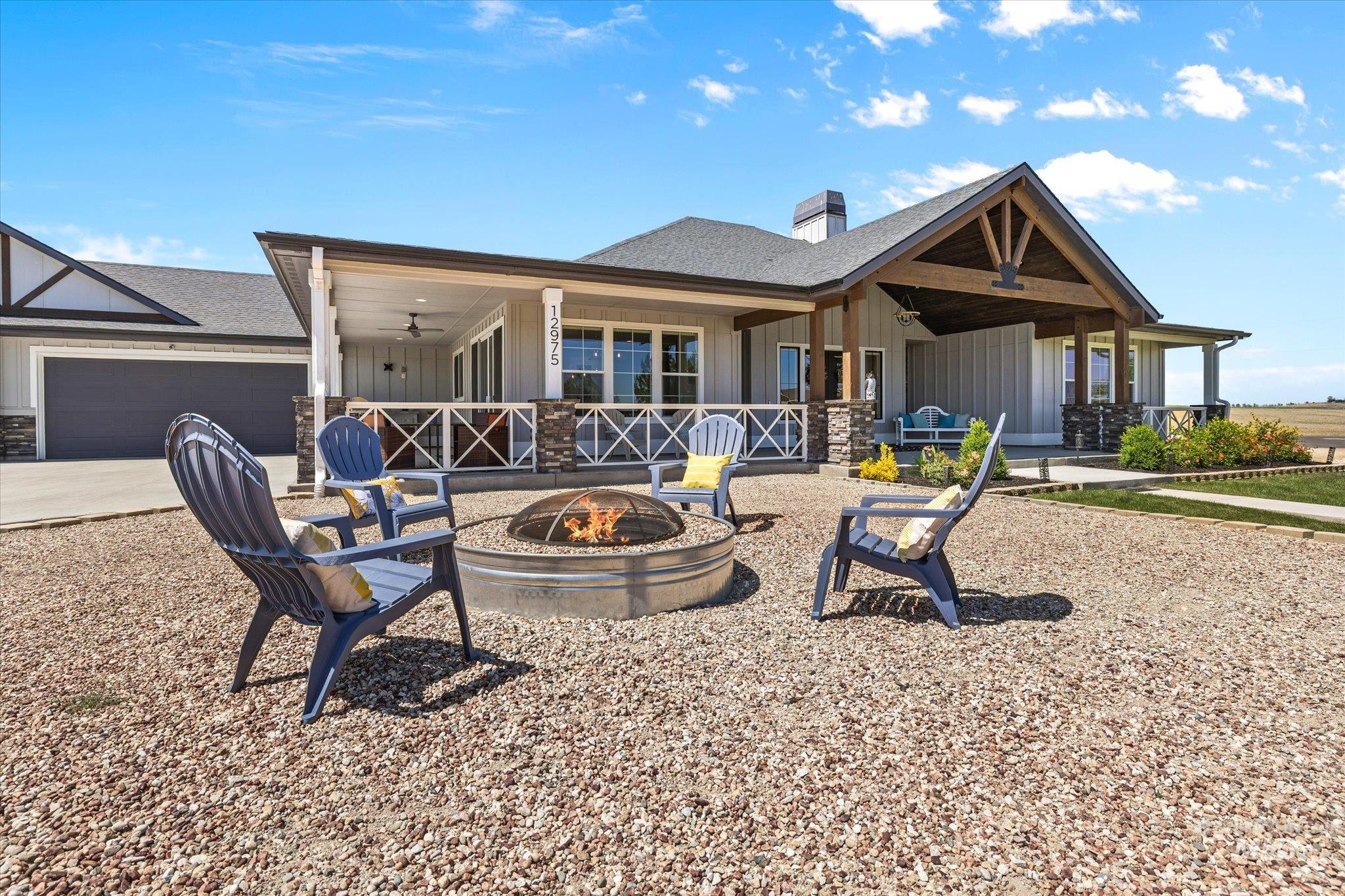 Nampa, Idaho, 83686, United States, 4 Bedrooms Bedrooms, ,4 BathroomsBathrooms,Residential,Active,1863260