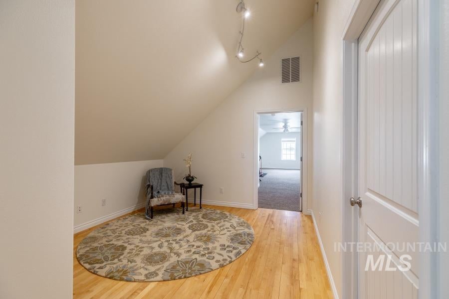 Moscow, Idaho, 83843, United States, 5 Bedrooms Bedrooms, ,4 BathroomsBathrooms,Residential,Active,1825074