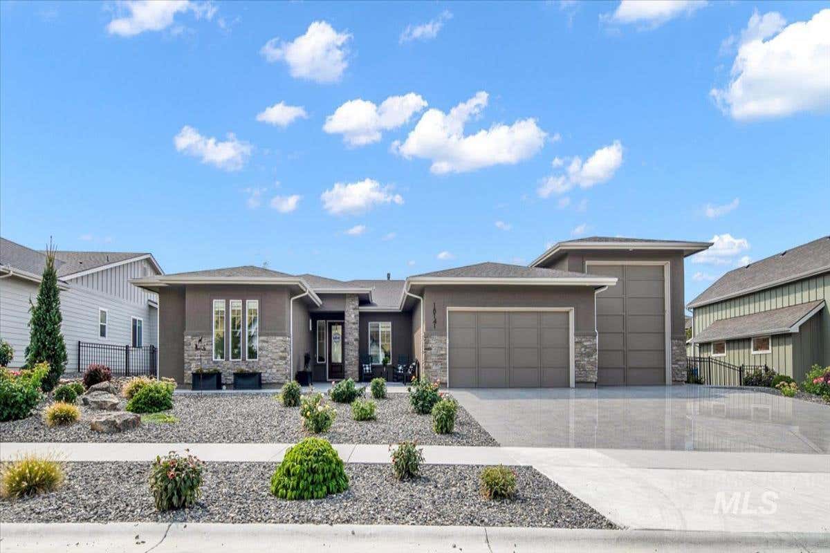 18141 N BURNT CAR Way