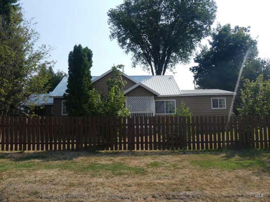 207 W 1ST AVE, WEIPPE, ID 83553 - Image 1