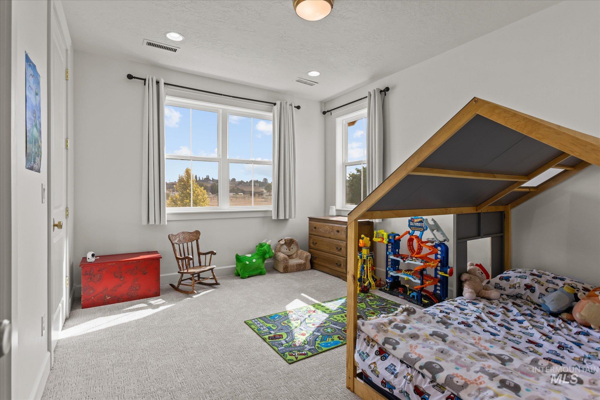 Nampa, Idaho, 83686, United States, 4 Bedrooms Bedrooms, ,3 BathroomsBathrooms,Residential,Active,1926892