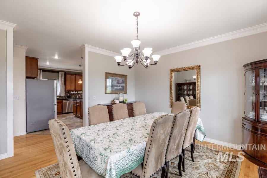 Moscow, Idaho, 83843, United States, 5 Bedrooms Bedrooms, ,4 BathroomsBathrooms,Residential,Active,1825074