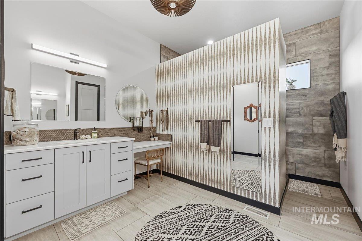 Marsing, Idaho, 83639, United States, 4 Bedrooms Bedrooms, ,2 BathroomsBathrooms,Residential,Active,2008913