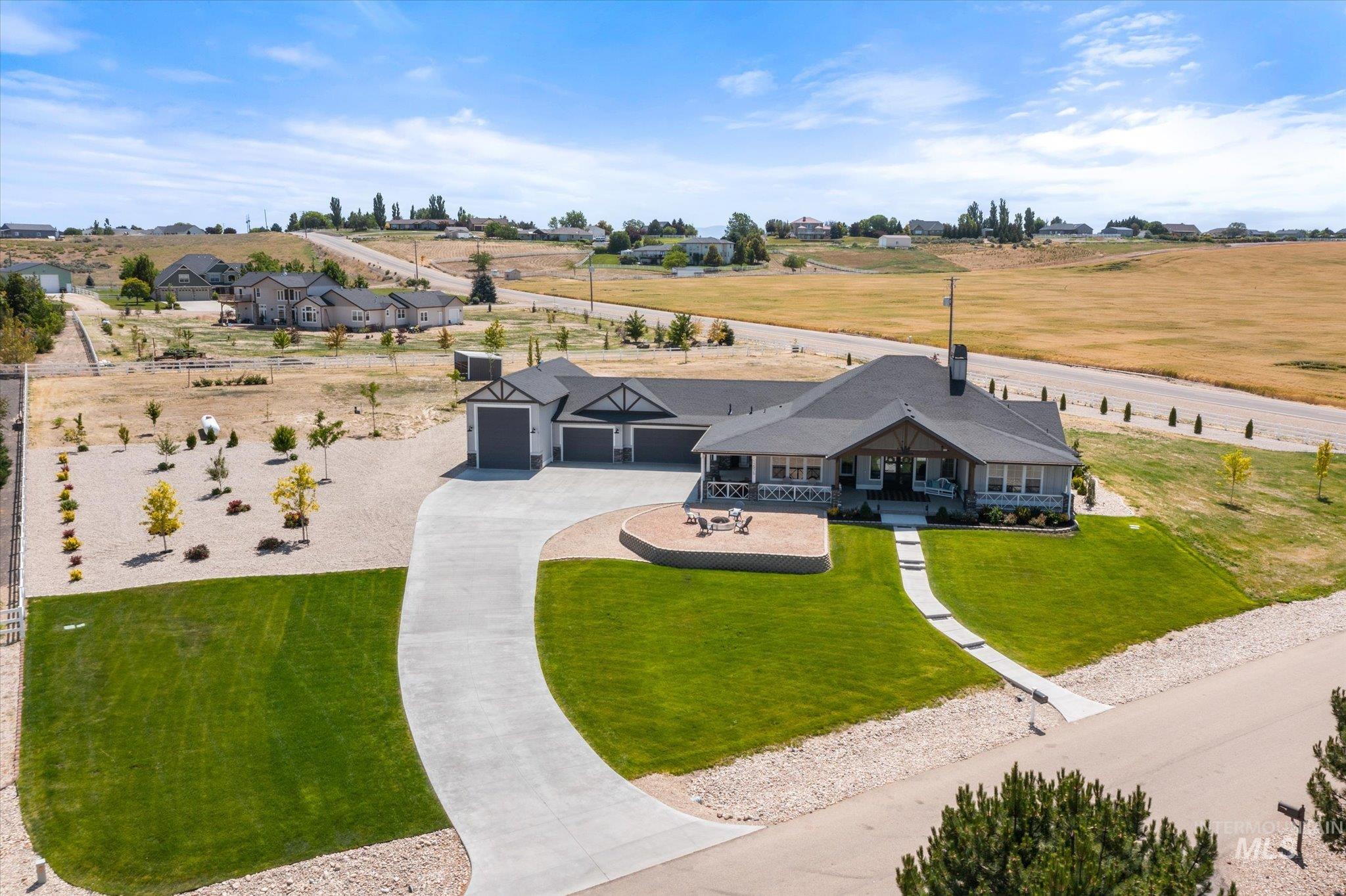 Nampa, Idaho, 83686, United States, 4 Bedrooms Bedrooms, ,4 BathroomsBathrooms,Residential,Active,1863260
