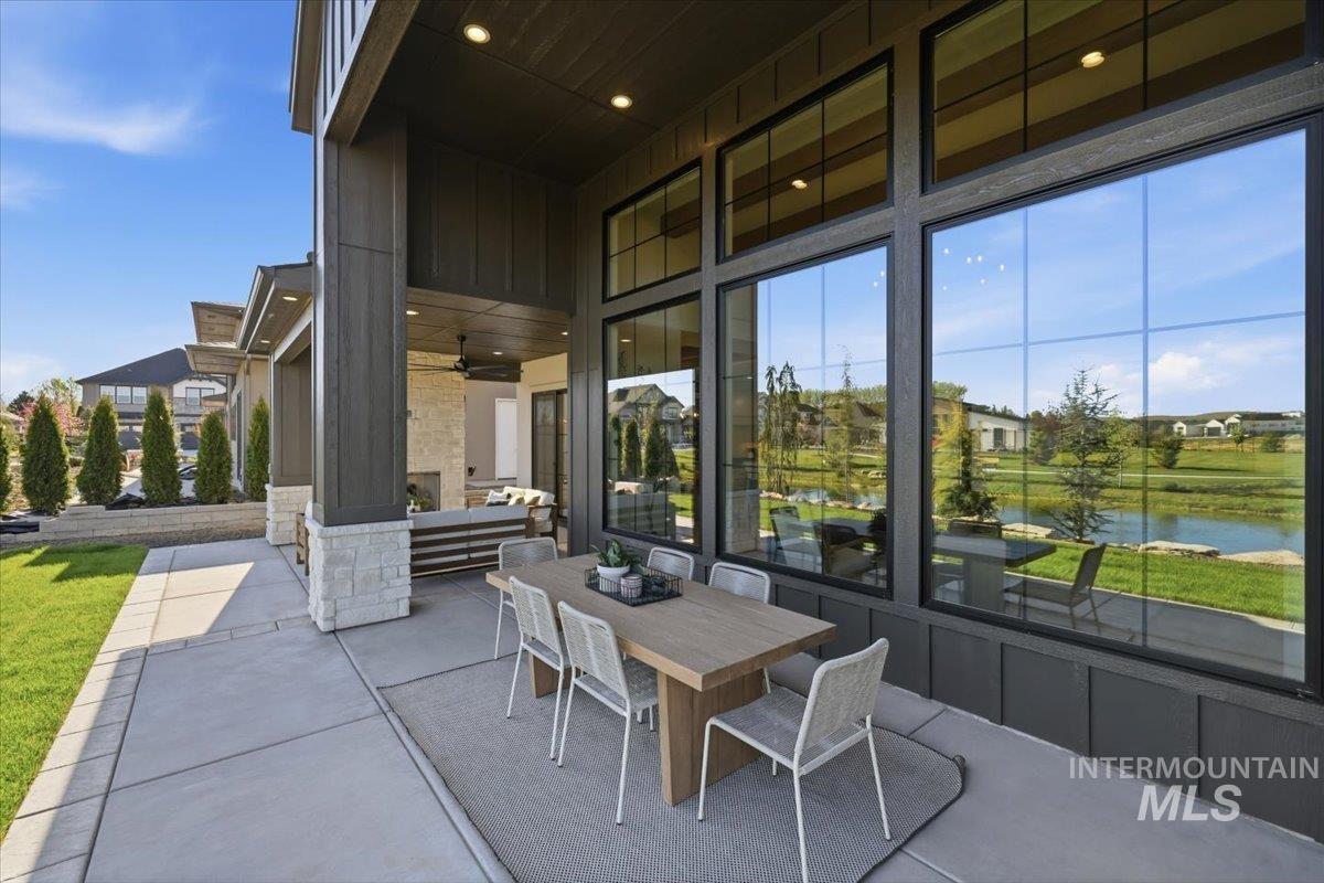 Welcome to an extraordinary waterfront estate where luxury, design, & – image 42