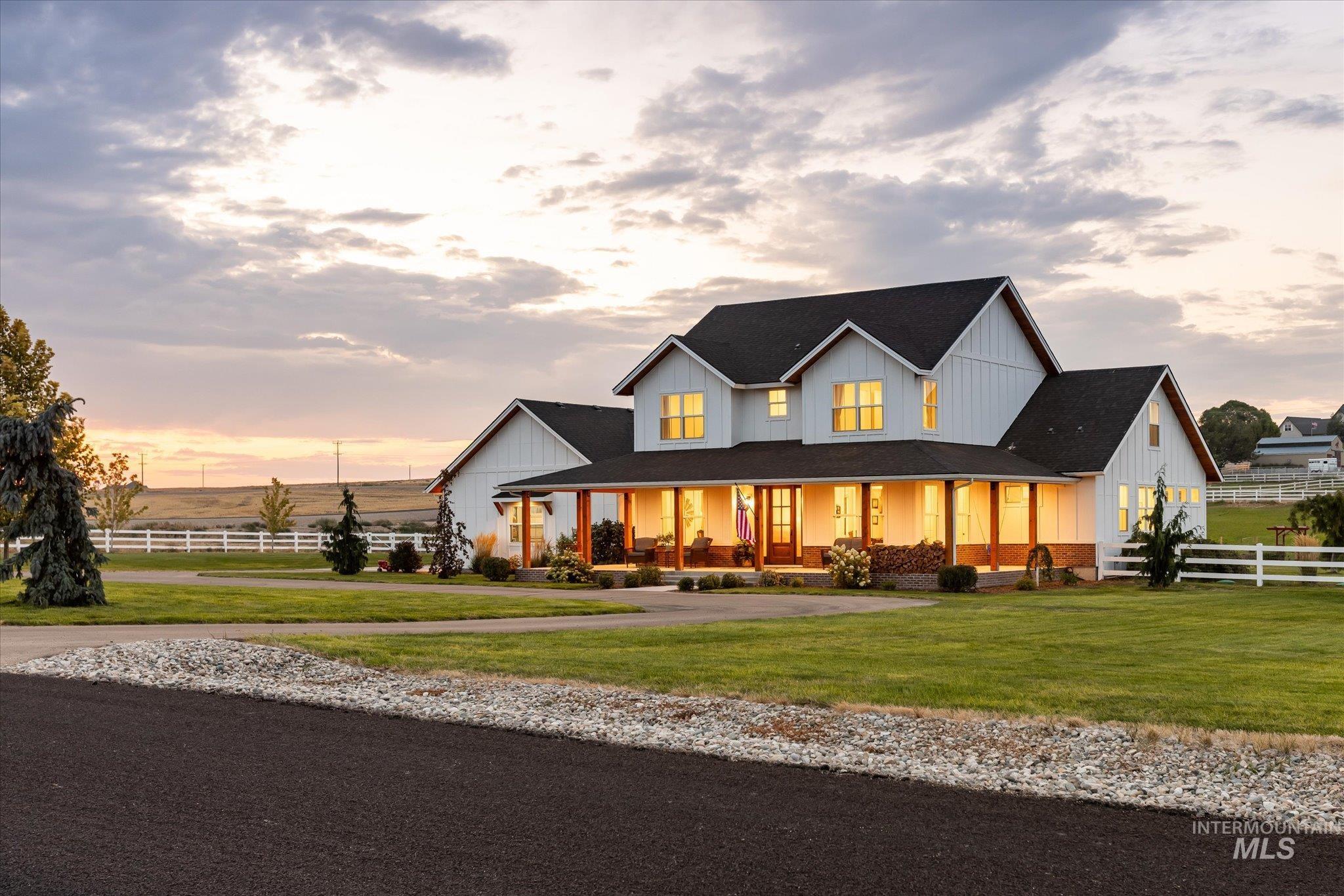 Nampa, Idaho, 83686, United States, 4 Bedrooms Bedrooms, ,3 BathroomsBathrooms,Residential,Active,1926892