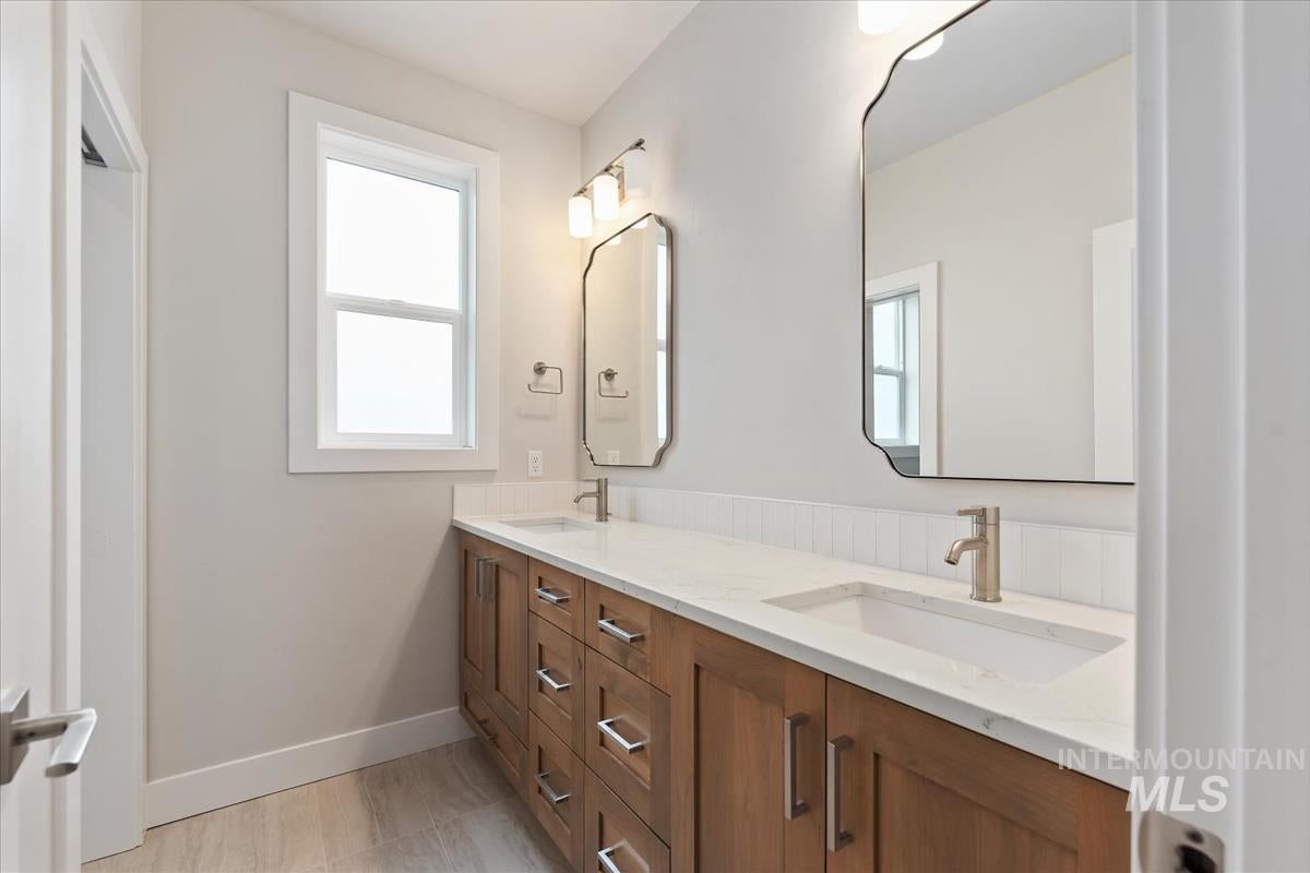 Meridian, Idaho, 83646, United States, 3 Bedrooms Bedrooms, ,3 BathroomsBathrooms,Residential,Pending,1945217