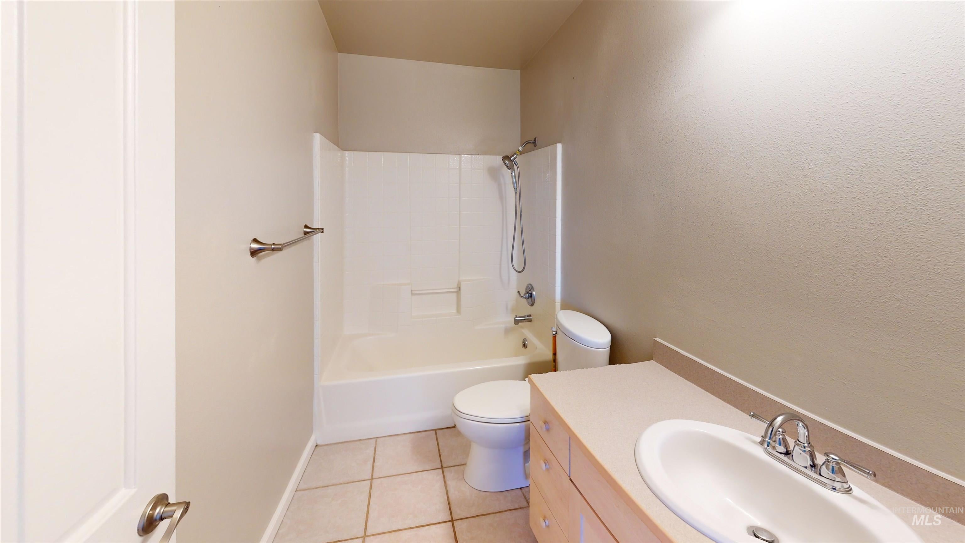 Moscow, Idaho, 83843, United States, 7 Bedrooms Bedrooms, ,3 BathroomsBathrooms,Residential,Active,1963394