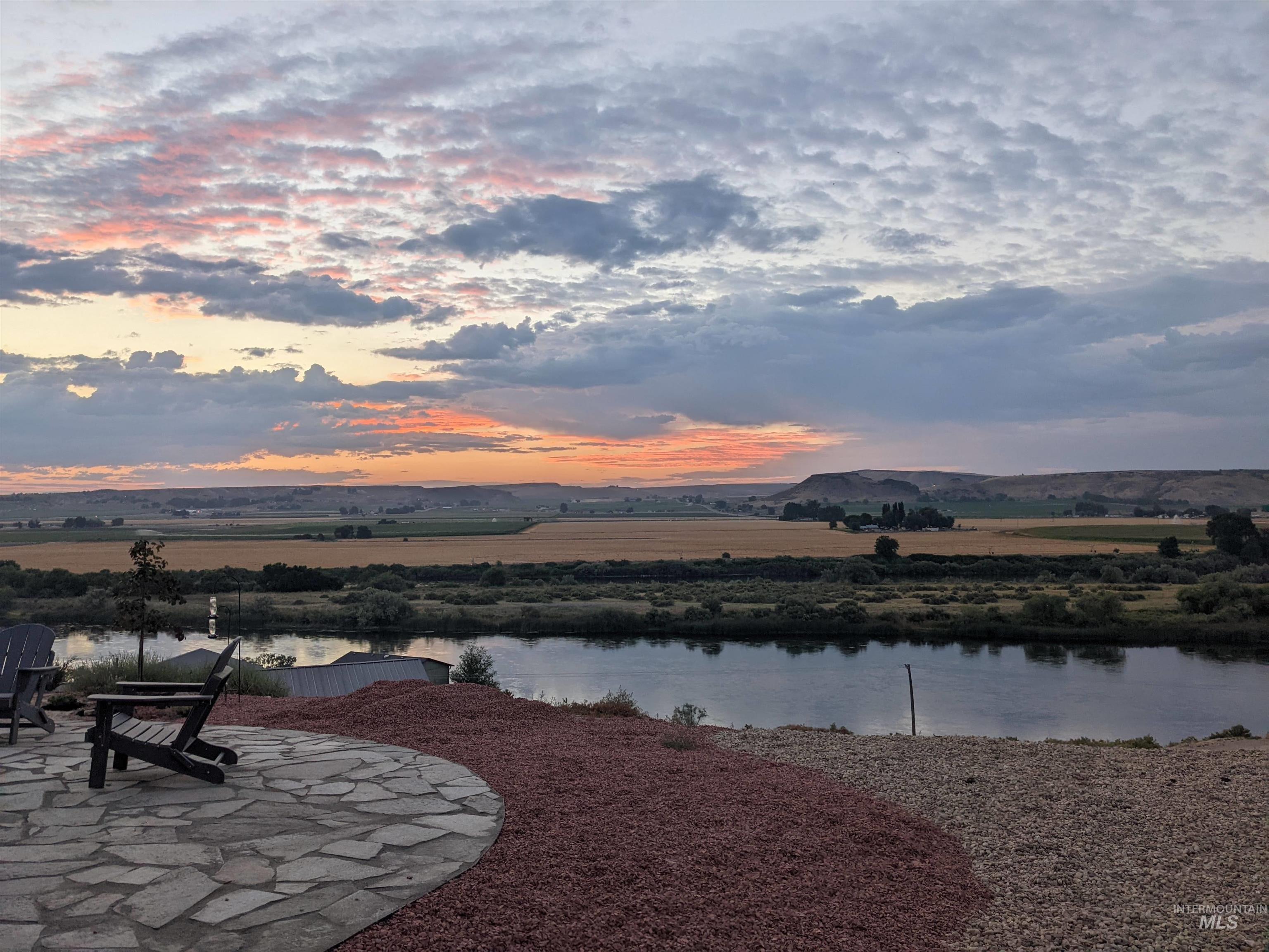 Marsing, Idaho, 83639, United States, 4 Bedrooms Bedrooms, ,2 BathroomsBathrooms,Residential,Active,2008913