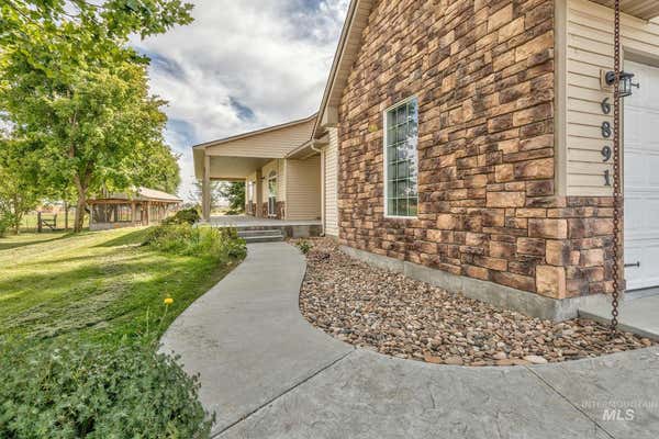 6891 DALLAS RD, NEW PLYMOUTH, ID 83655 - Image 1