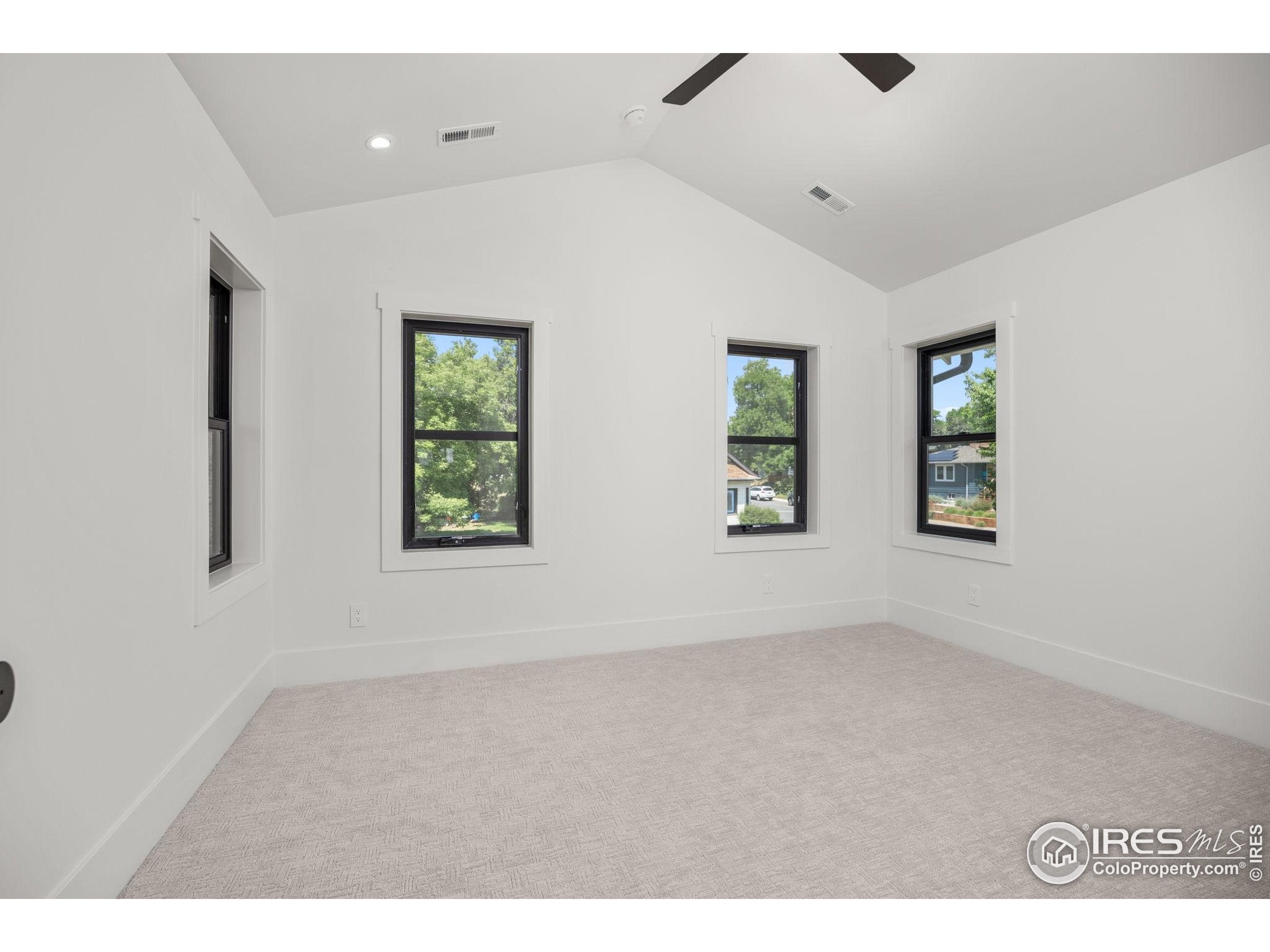 Louisville, Colorado, 80027, United States, 6 Bedrooms Bedrooms, ,4 BathroomsBathrooms,Residential,Active,1903214