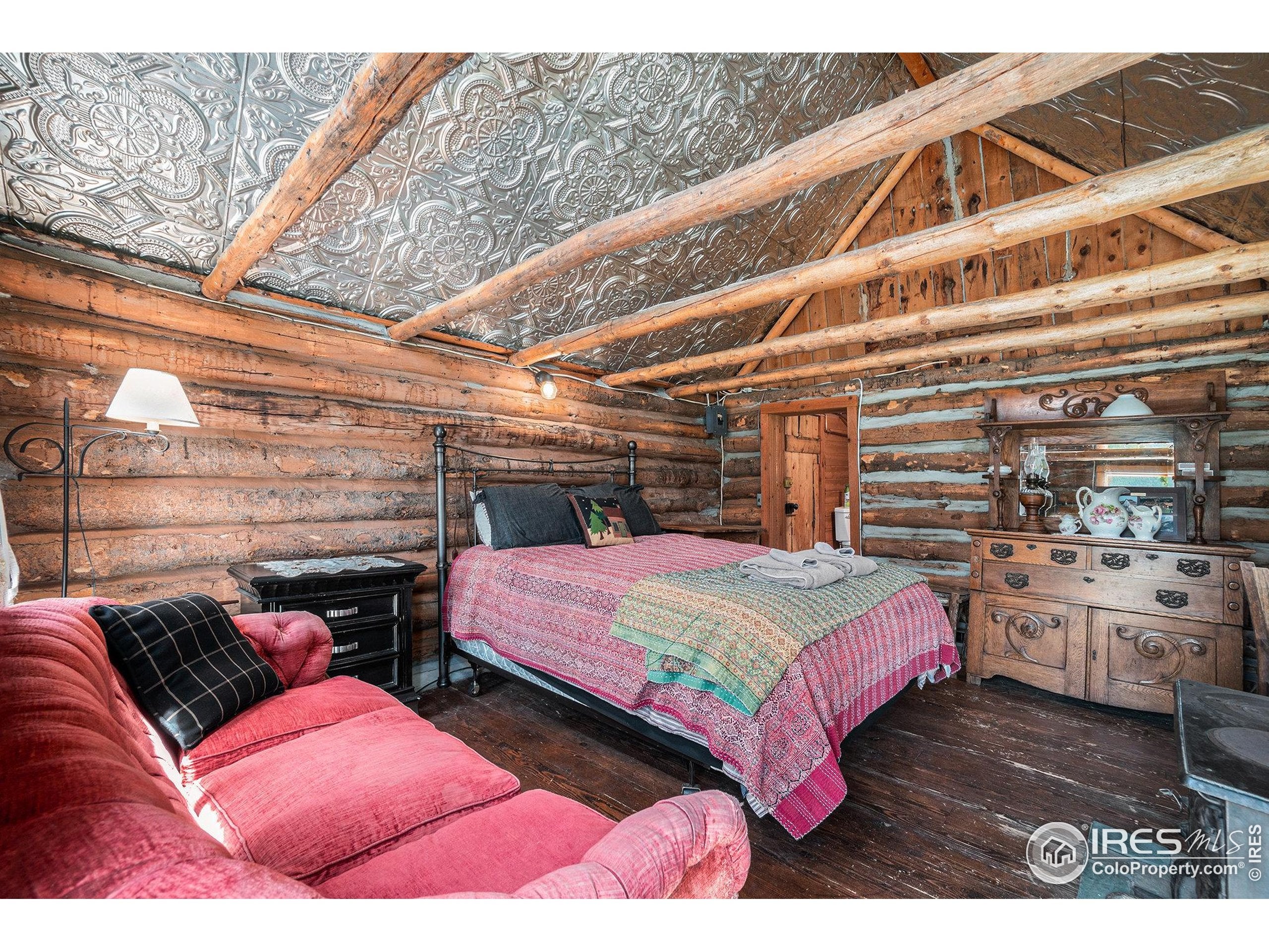 Estes Park, Colorado, 80517, United States, 4 Bedrooms Bedrooms, ,4 BathroomsBathrooms,Residential,Active,1849563
