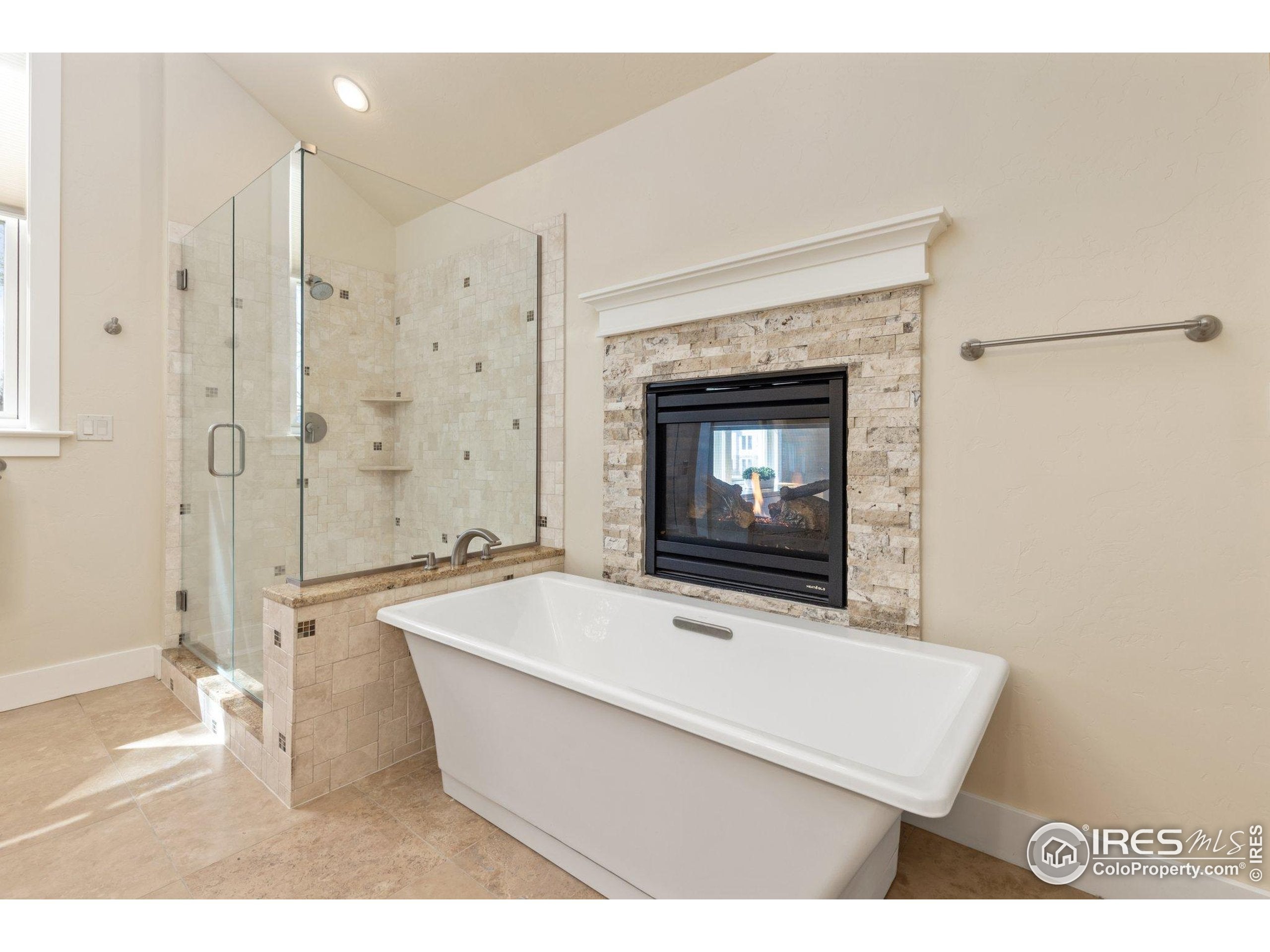 Louisville, Colorado, 80027, United States, 4 Bedrooms Bedrooms, ,5 BathroomsBathrooms,Residential,Active,1764452