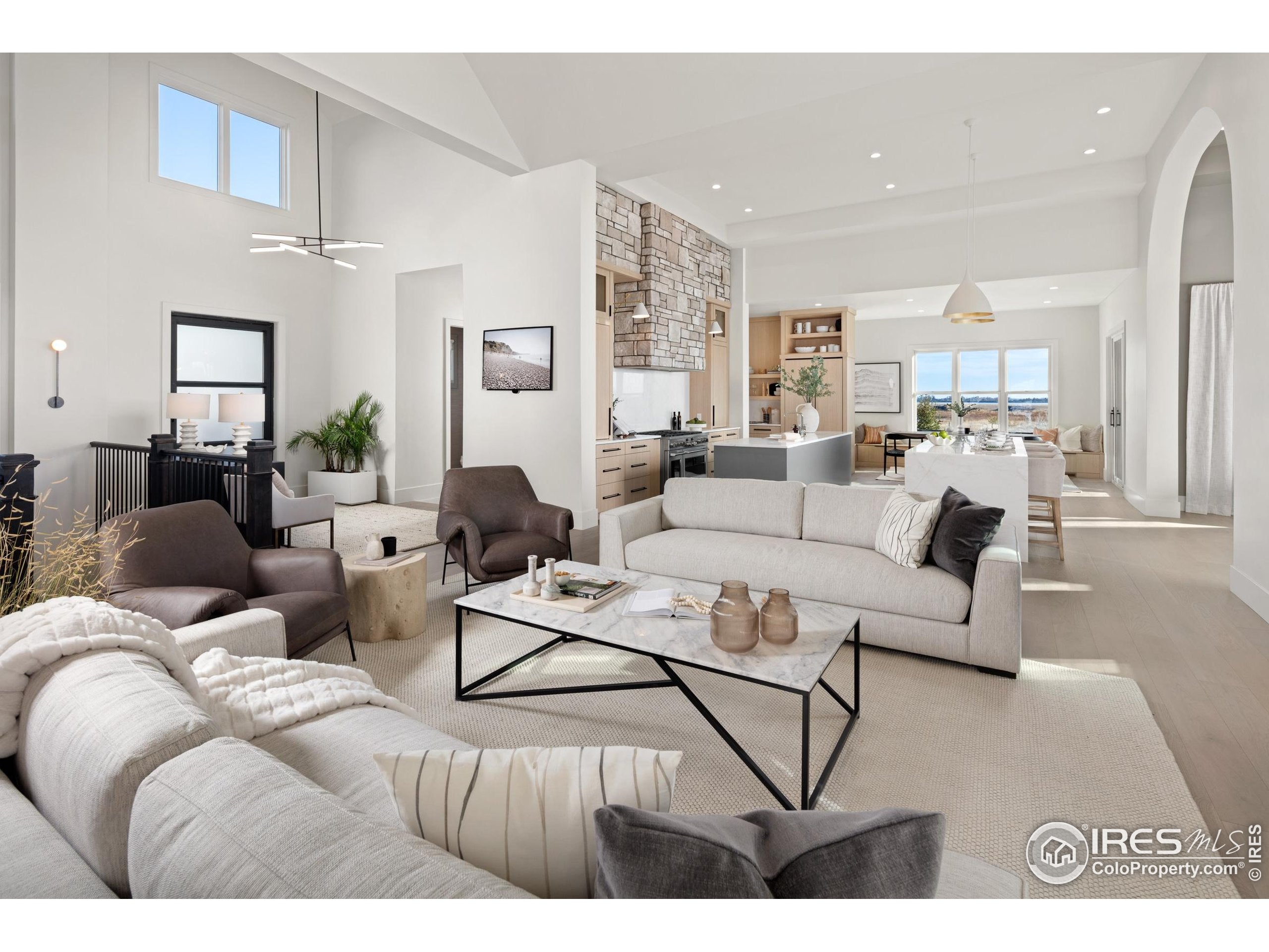 Berthoud, Colorado, 80513, United States, 4 Bedrooms Bedrooms, ,9 BathroomsBathrooms,Residential,Active,1945514