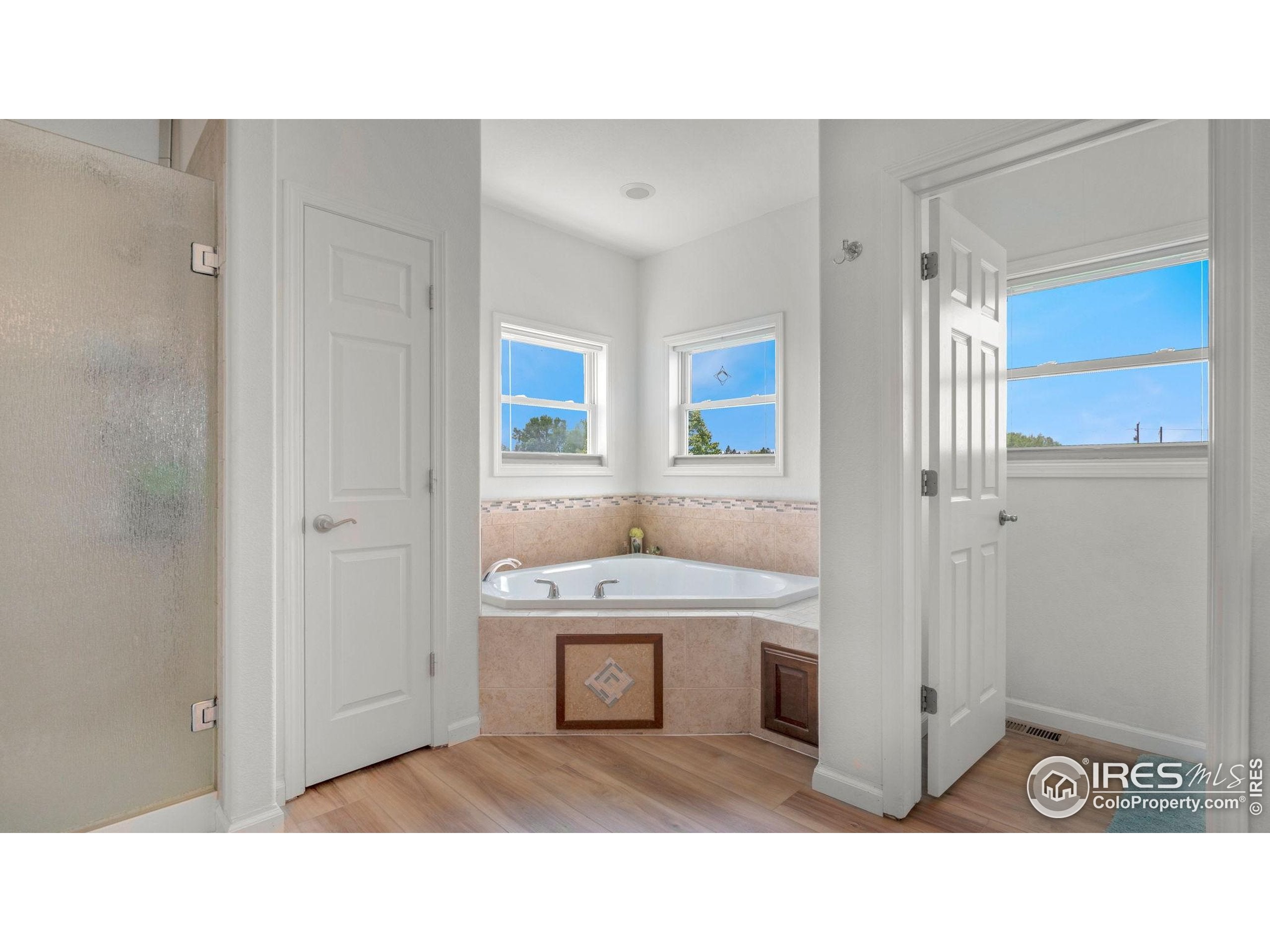 Loveland, Colorado, 80537, United States, 3 Bedrooms Bedrooms, ,2 BathroomsBathrooms,Residential,Active,1986871