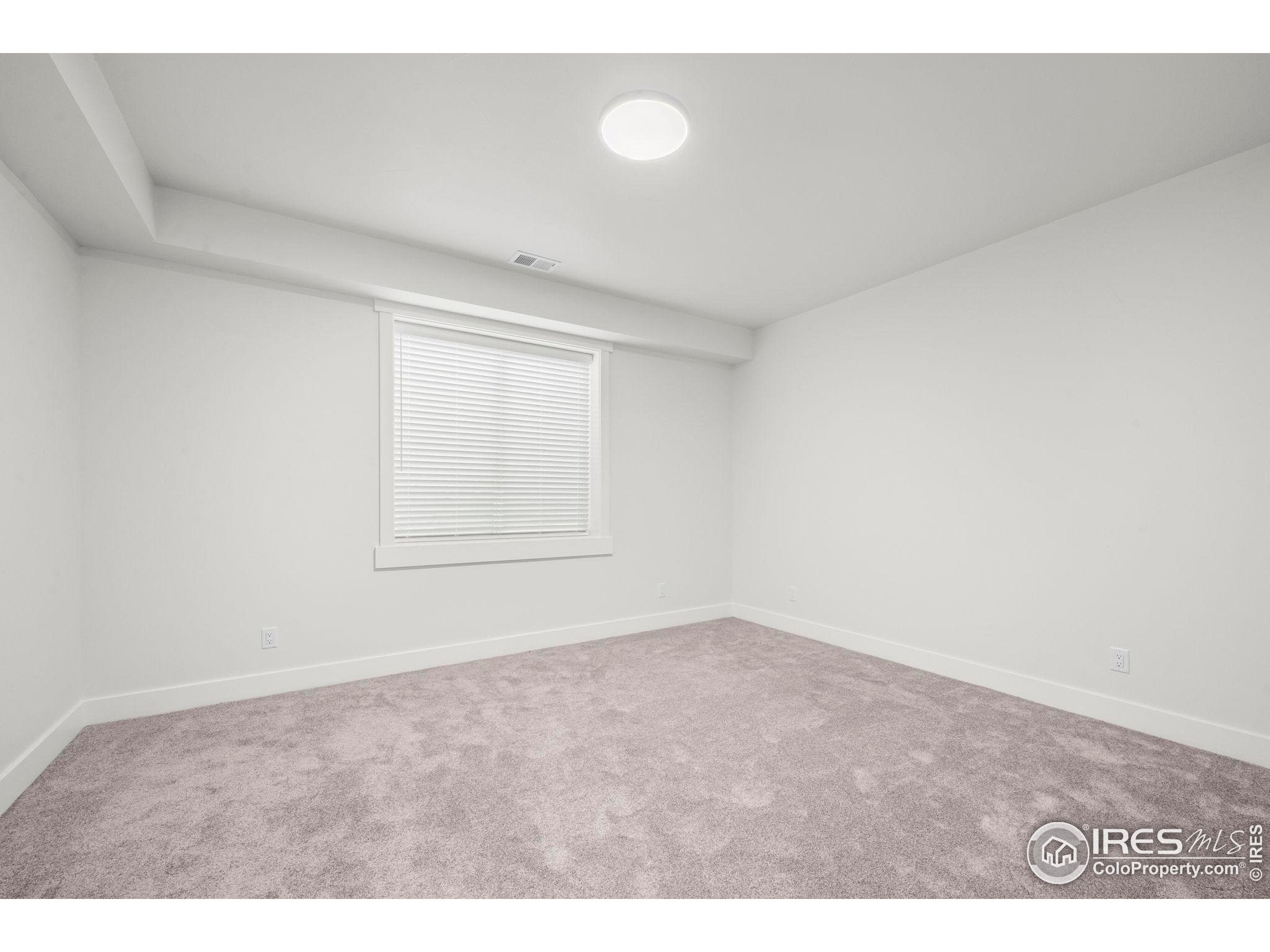 Lafayette, Colorado, 80026, United States, 5 Bedrooms Bedrooms, ,7 BathroomsBathrooms,Residential,Active,2006932