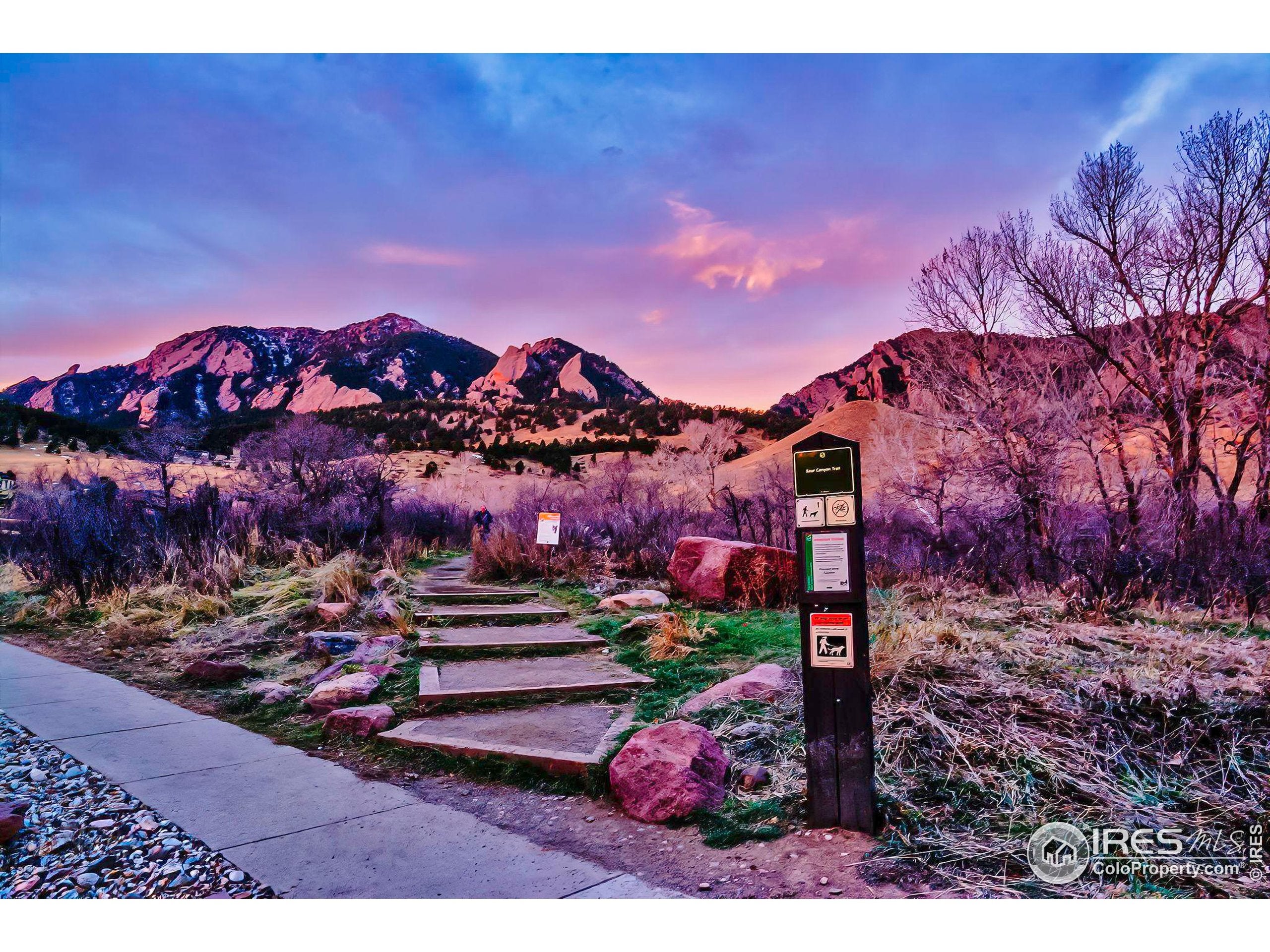 Boulder, Colorado, 80305, United States, 5 Bedrooms Bedrooms, ,4 BathroomsBathrooms,Residential,Active,2012224