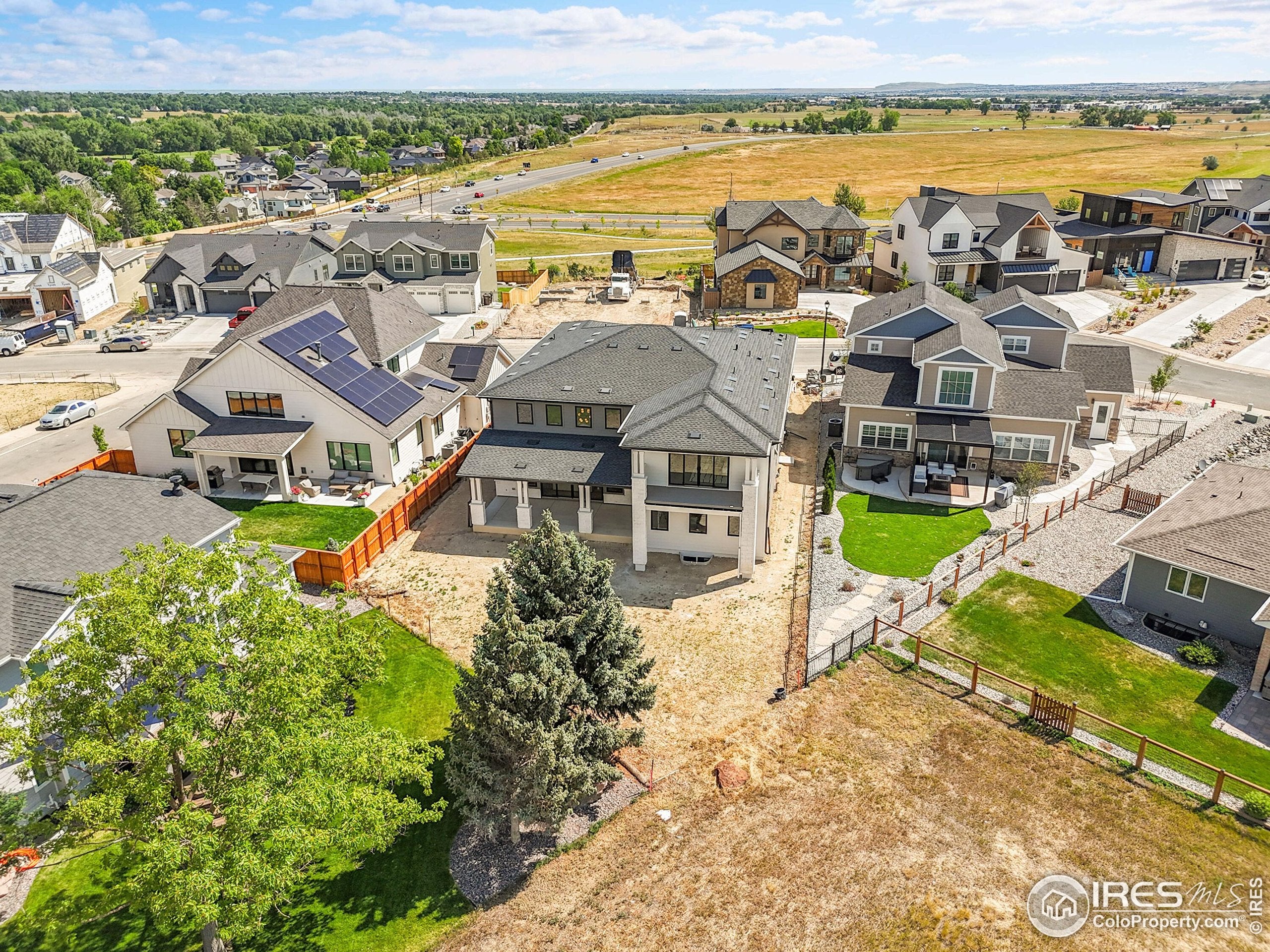 Louisville, Colorado, 80027, United States, 5 Bedrooms Bedrooms, ,6 BathroomsBathrooms,Residential,Active,1997547