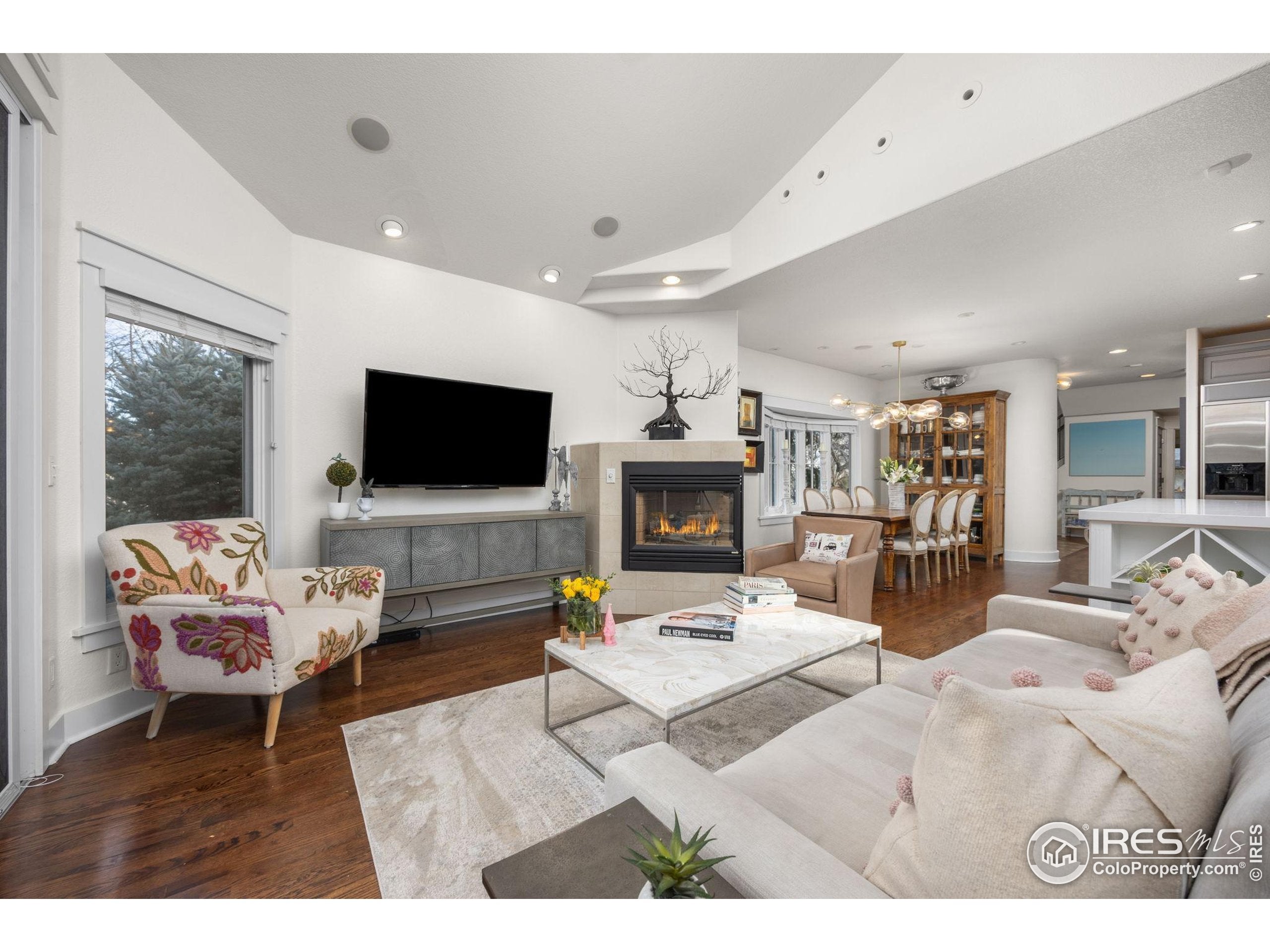 Boulder, Colorado, 80302, United States, 4 Bedrooms Bedrooms, ,4 BathroomsBathrooms,Residential,Active,2011850