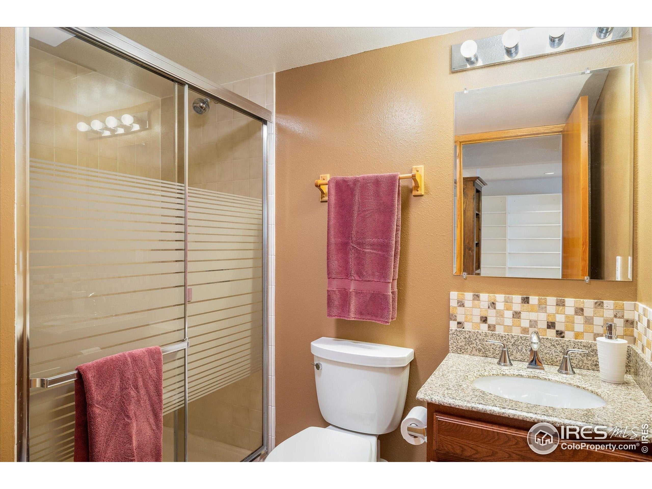 Boulder, Colorado, 80303, United States, 3 Bedrooms Bedrooms, ,4 BathroomsBathrooms,Residential,Active,1820373