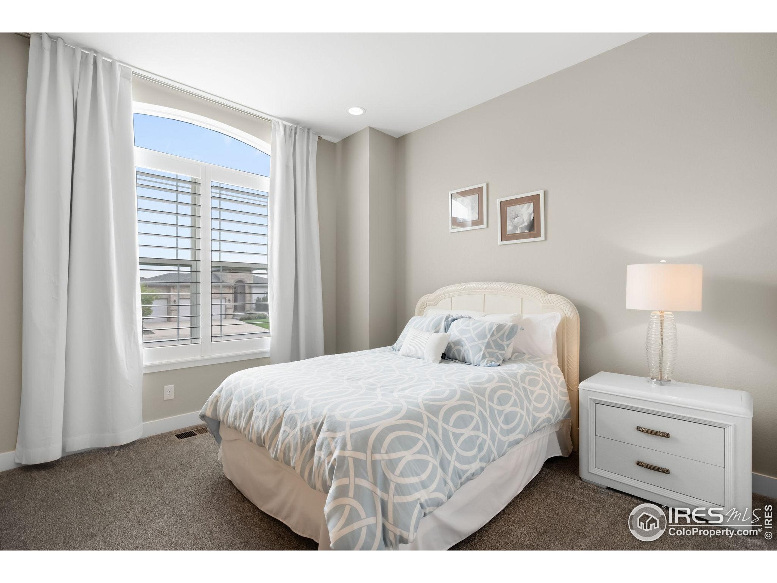 Golden, Colorado, 80403, United States, 5 Bedrooms Bedrooms, ,4 BathroomsBathrooms,Residential,Active,1945502