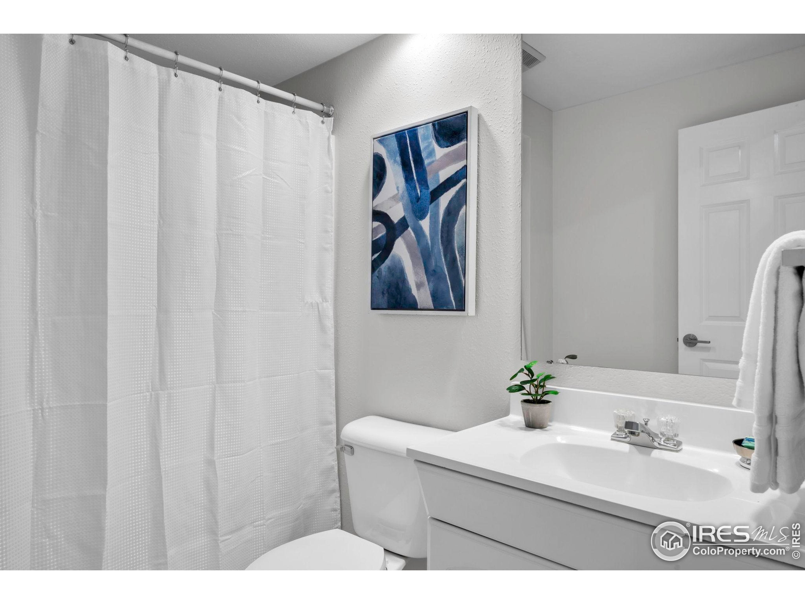 Boulder, Colorado, 80304, United States, 4 Bedrooms Bedrooms, ,5 BathroomsBathrooms,Residential,Active,1997577