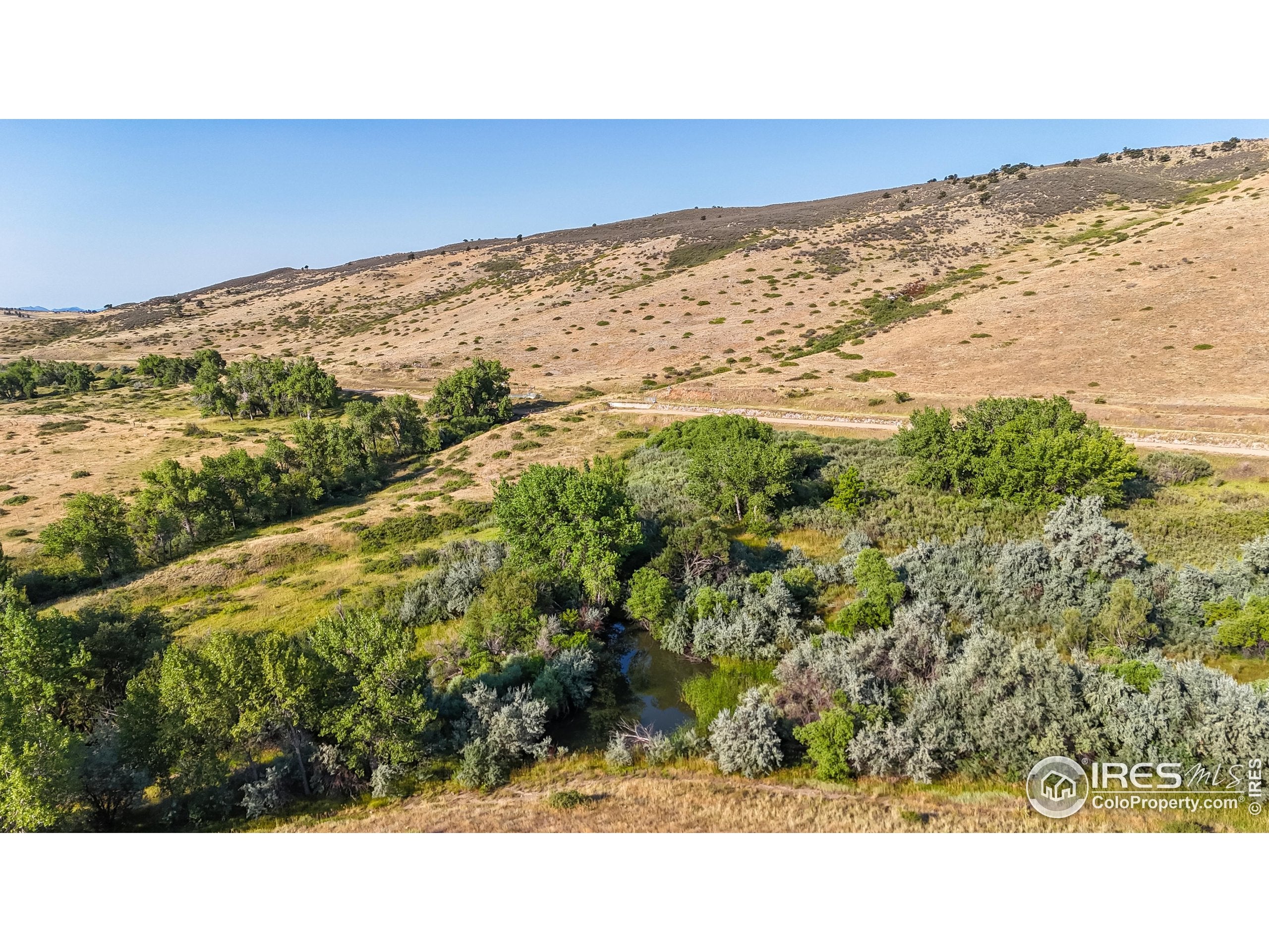 Berthoud, Colorado, 80513, United States, 5 Bedrooms Bedrooms, ,4 BathroomsBathrooms,Residential,Active,1914590