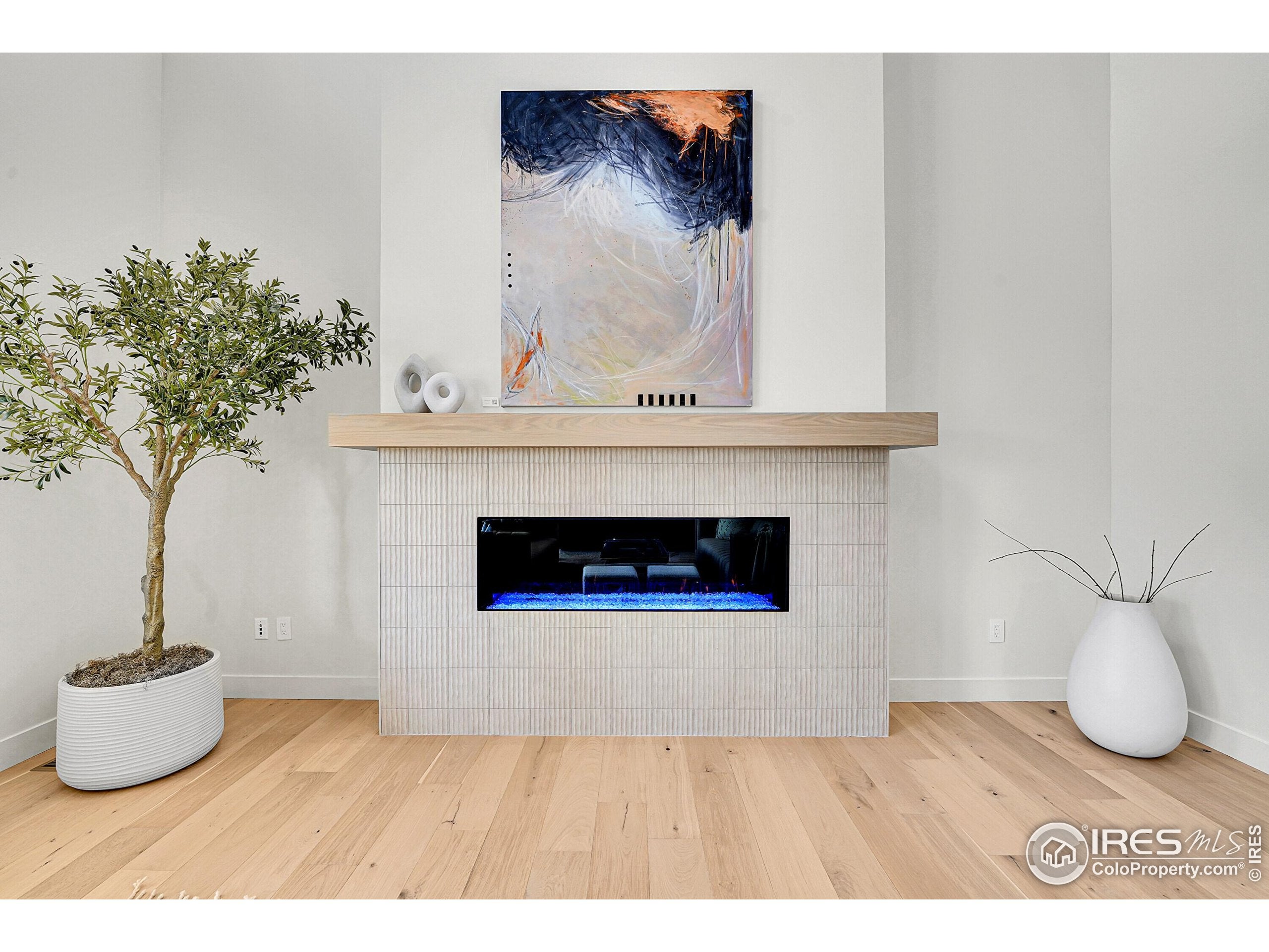 Louisville, Colorado, 80027, United States, 5 Bedrooms Bedrooms, ,6 BathroomsBathrooms,Residential,Active,1997547