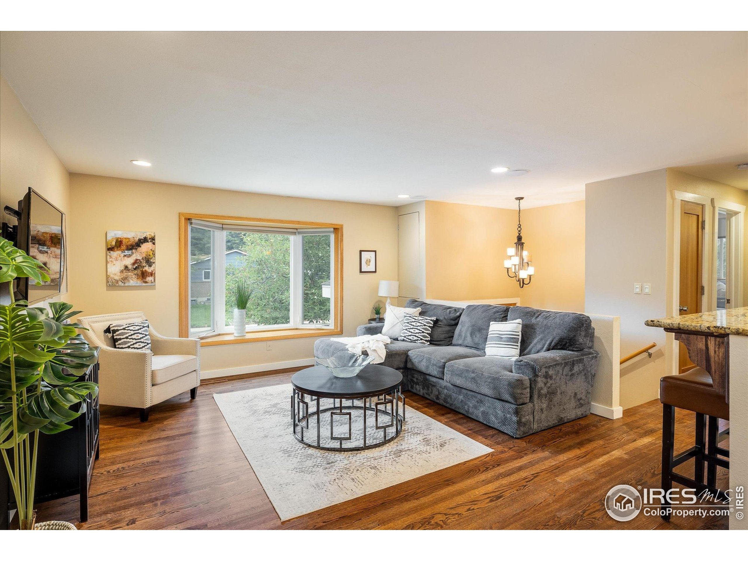 Boulder, Colorado, 80304, United States, 3 Bedrooms Bedrooms, ,2 BathroomsBathrooms,Residential,Active,1943829
